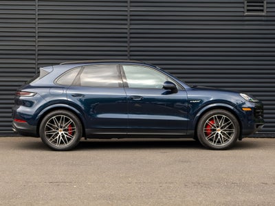 2026 Porsche Cayenne E-Hybrid S