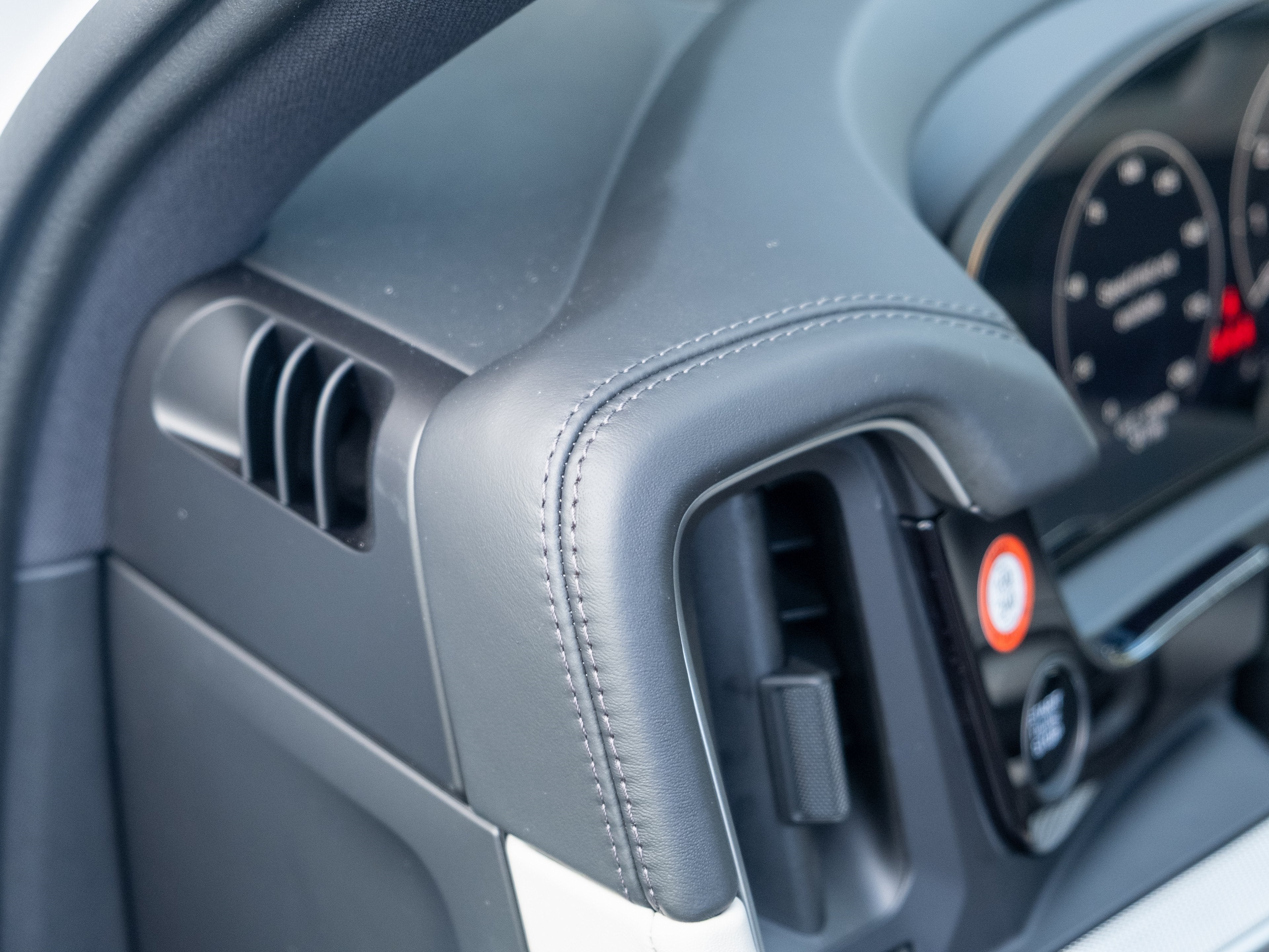 2026 Porsche Cayenne E-Hybrid S