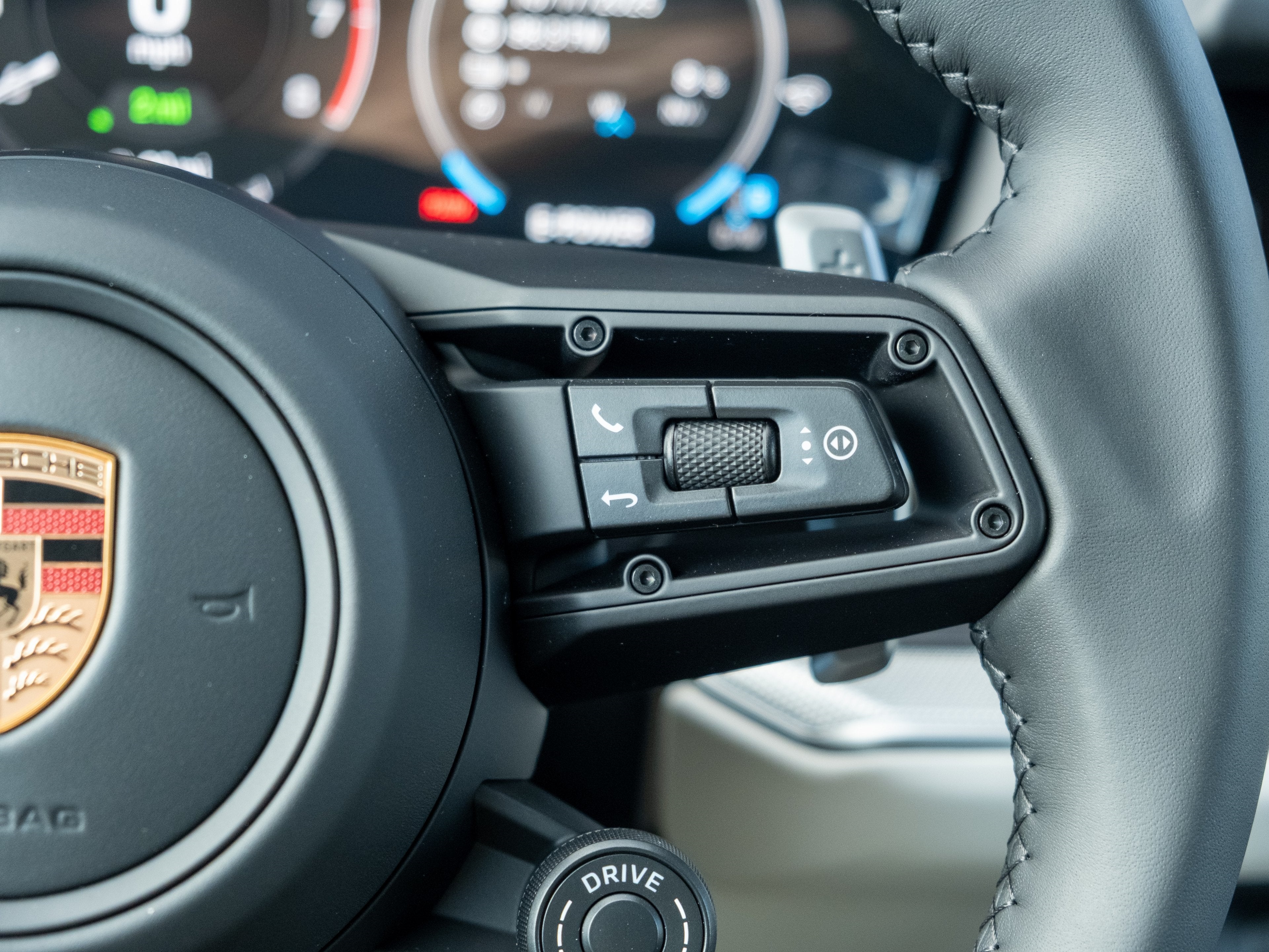 2026 Porsche Cayenne E-Hybrid S