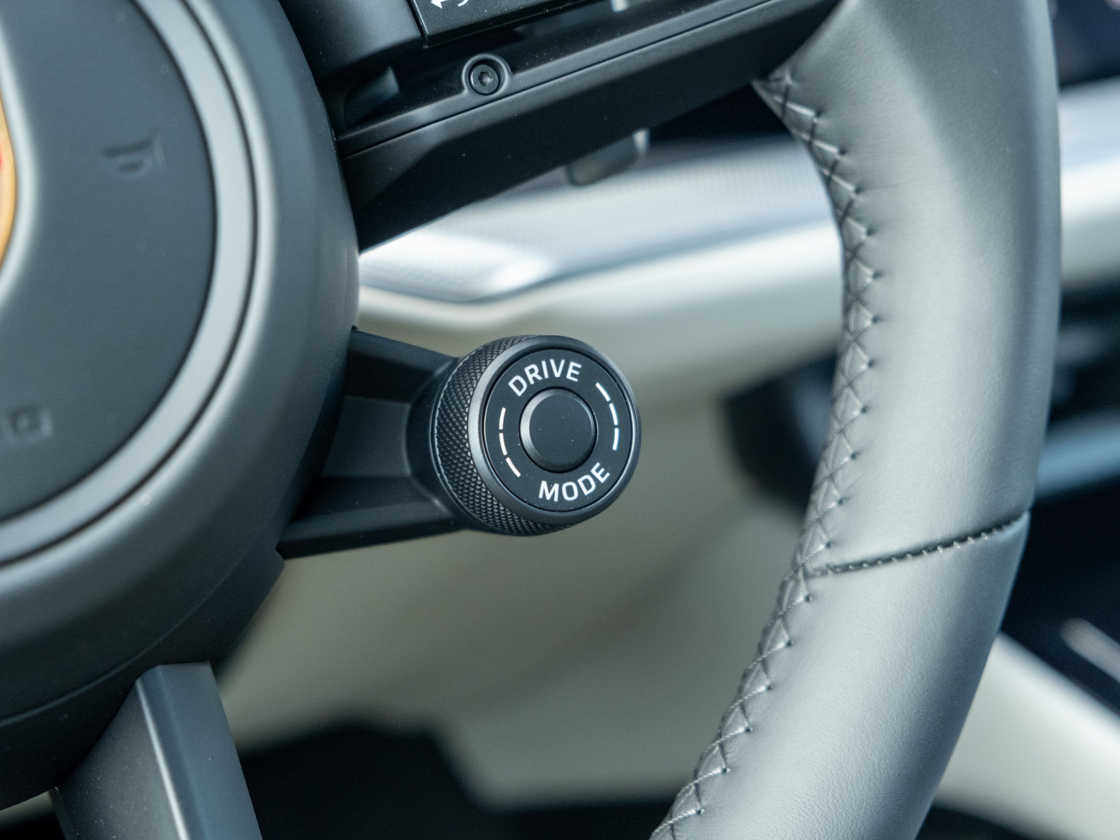 2026 Porsche Cayenne E-Hybrid S