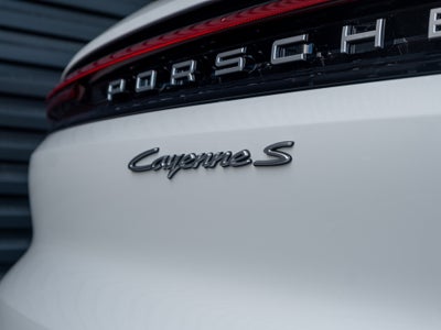 2026 Porsche Cayenne E-Hybrid S