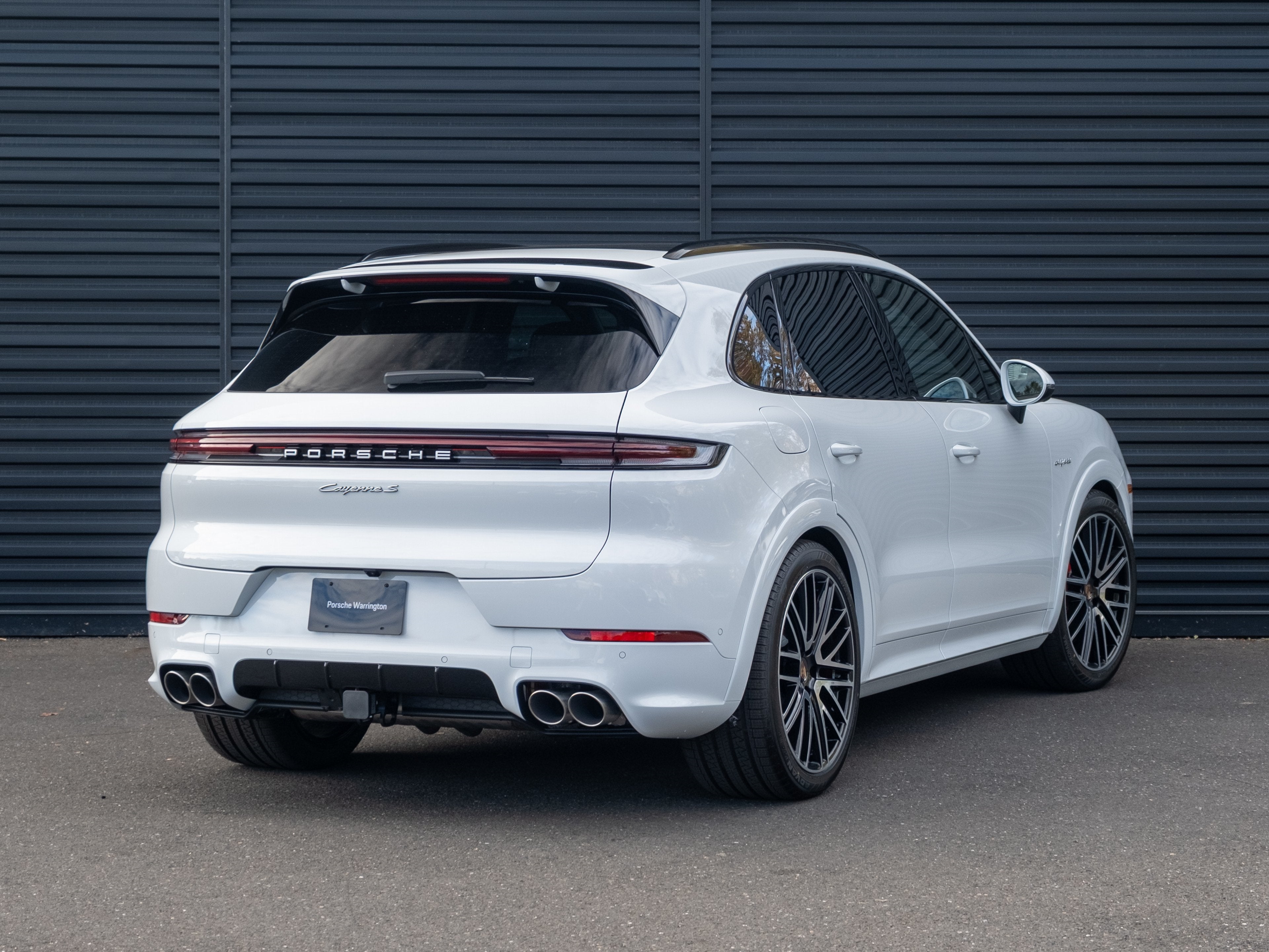 2026 Porsche Cayenne E-Hybrid S