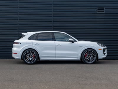 2026 Porsche Cayenne E-Hybrid S
