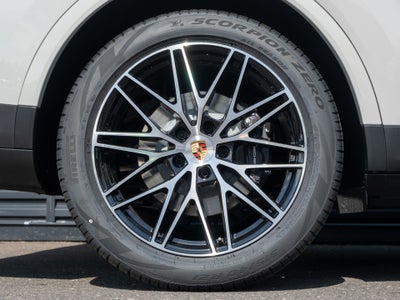 2026 Porsche Cayenne Coupe Base
