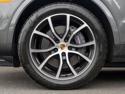 2024 Porsche Cayenne Coupe Base