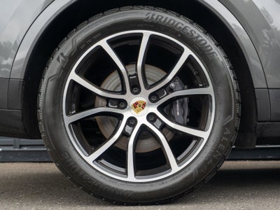 2024 Porsche Cayenne Coupe Base