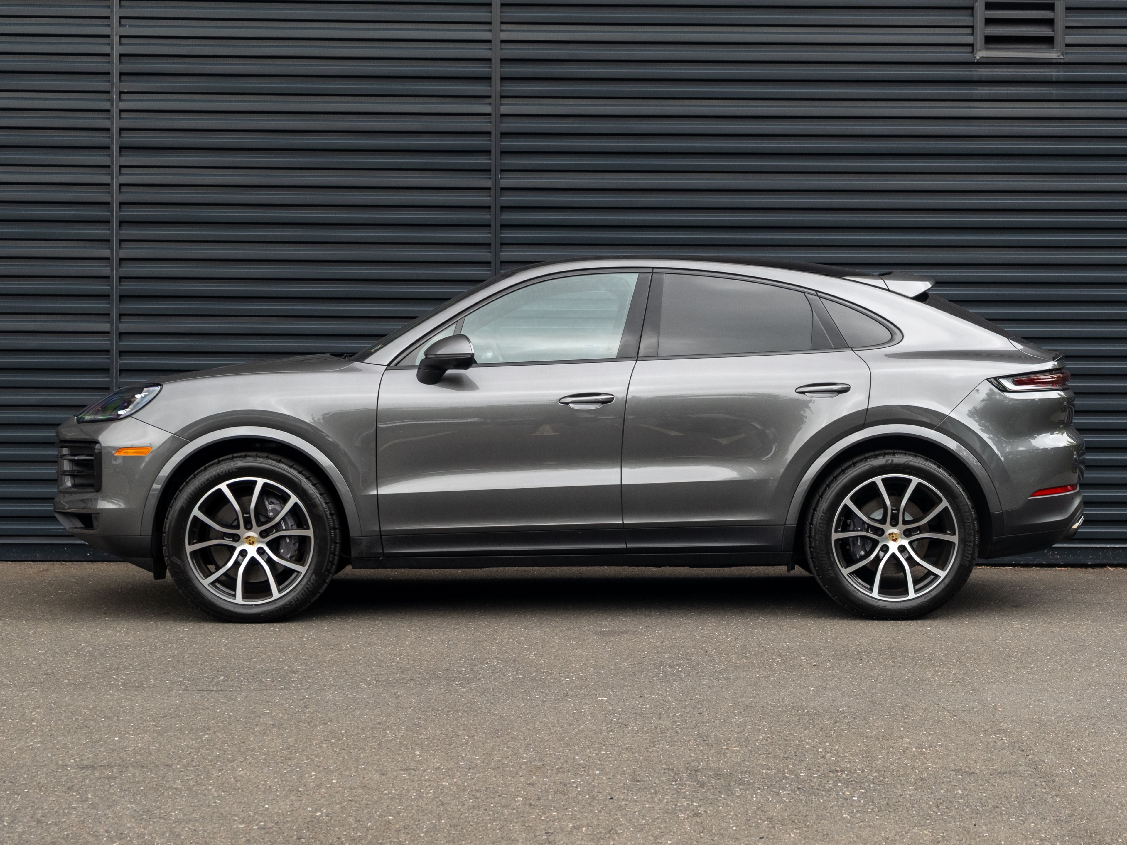 2024 Porsche Cayenne Coupe Base