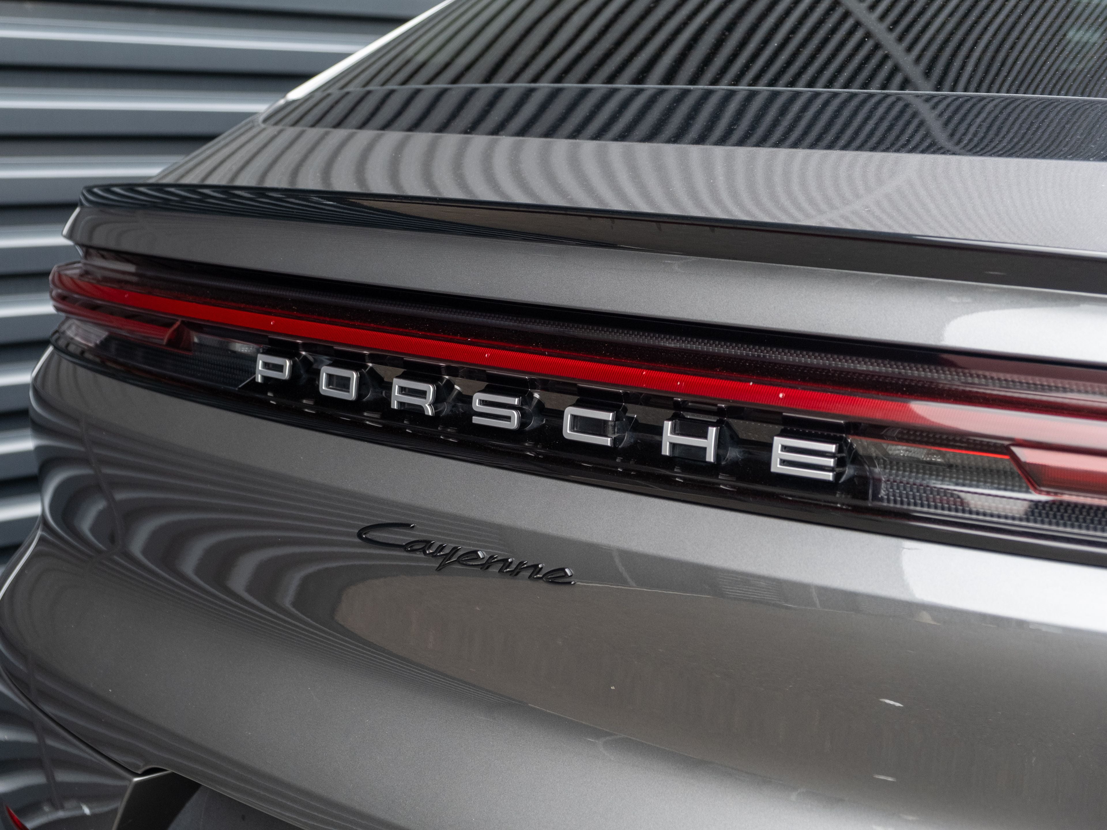 2024 Porsche Cayenne Coupe Base