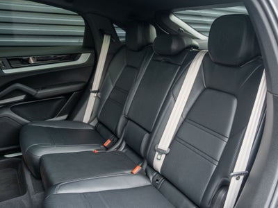 2024 Porsche Cayenne Coupe Base