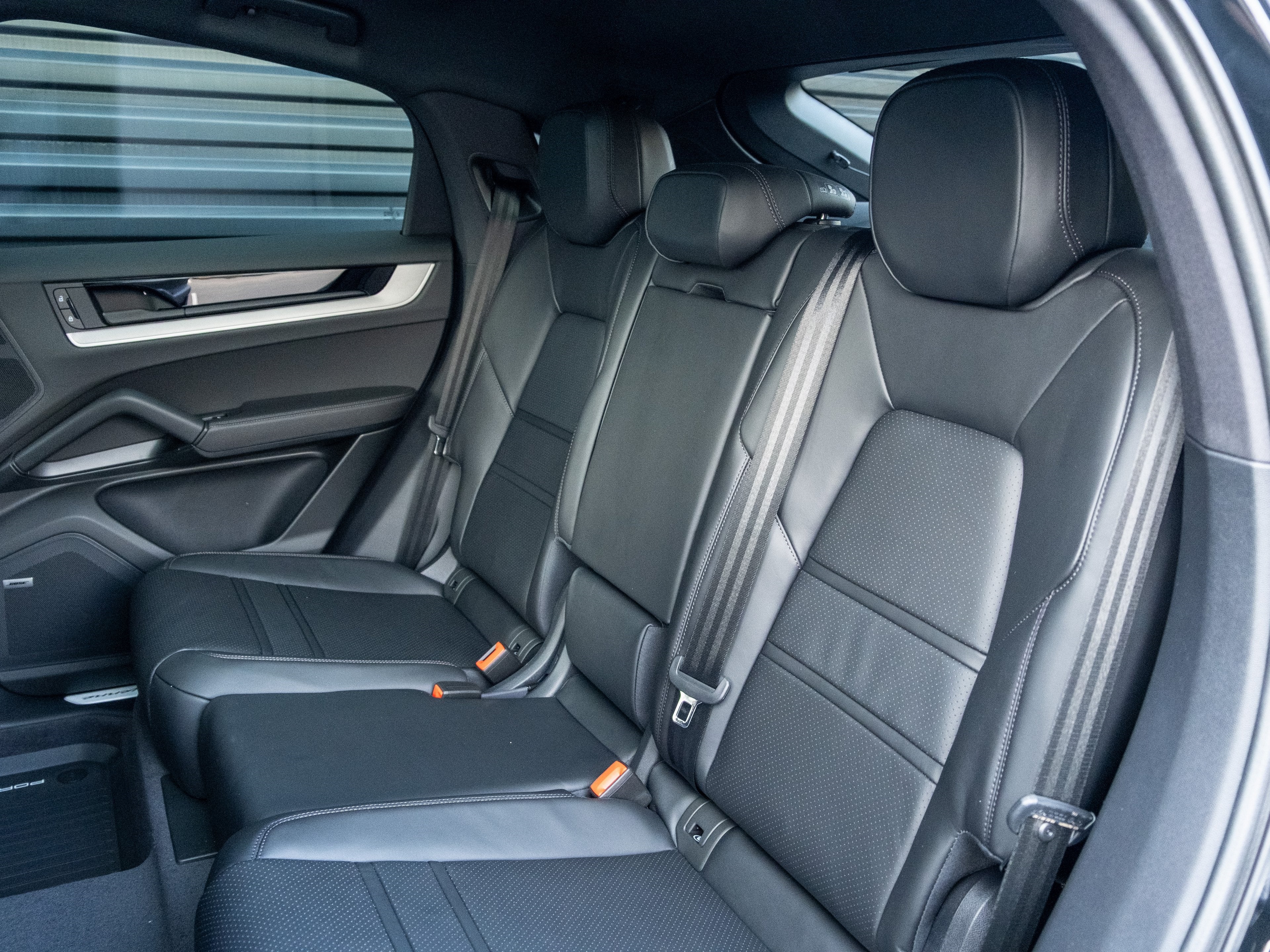 2026 Porsche Cayenne Coupe Base