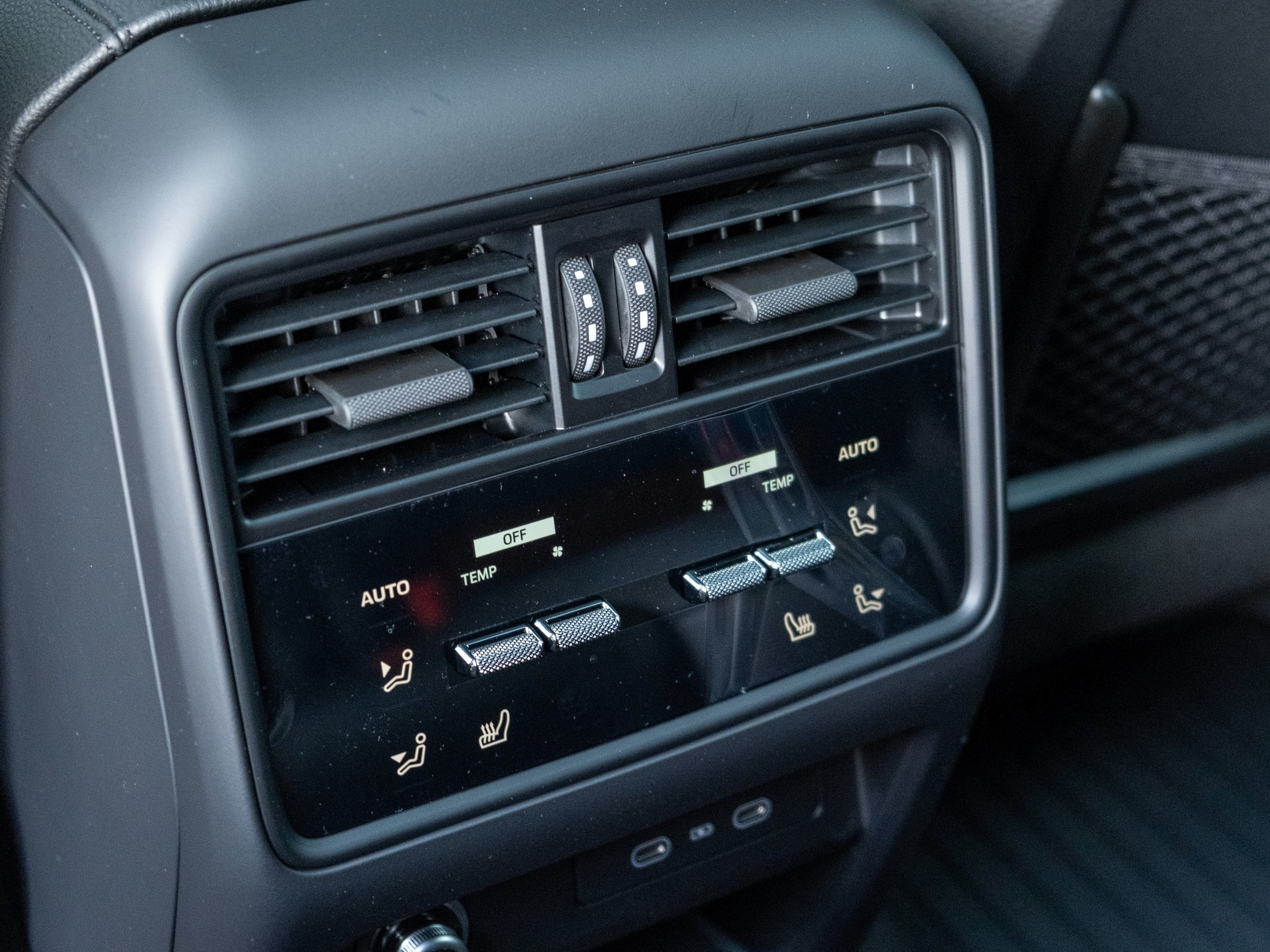 2026 Porsche Cayenne Coupe Base