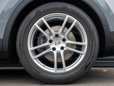 2026 Porsche Cayenne Coupe Base
