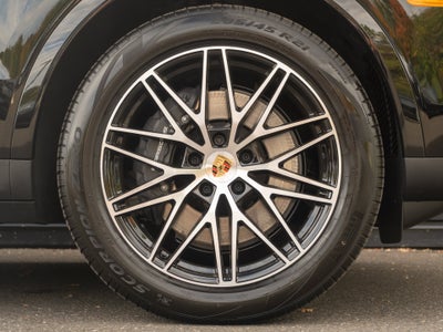 2026 Porsche Cayenne Coupe Base
