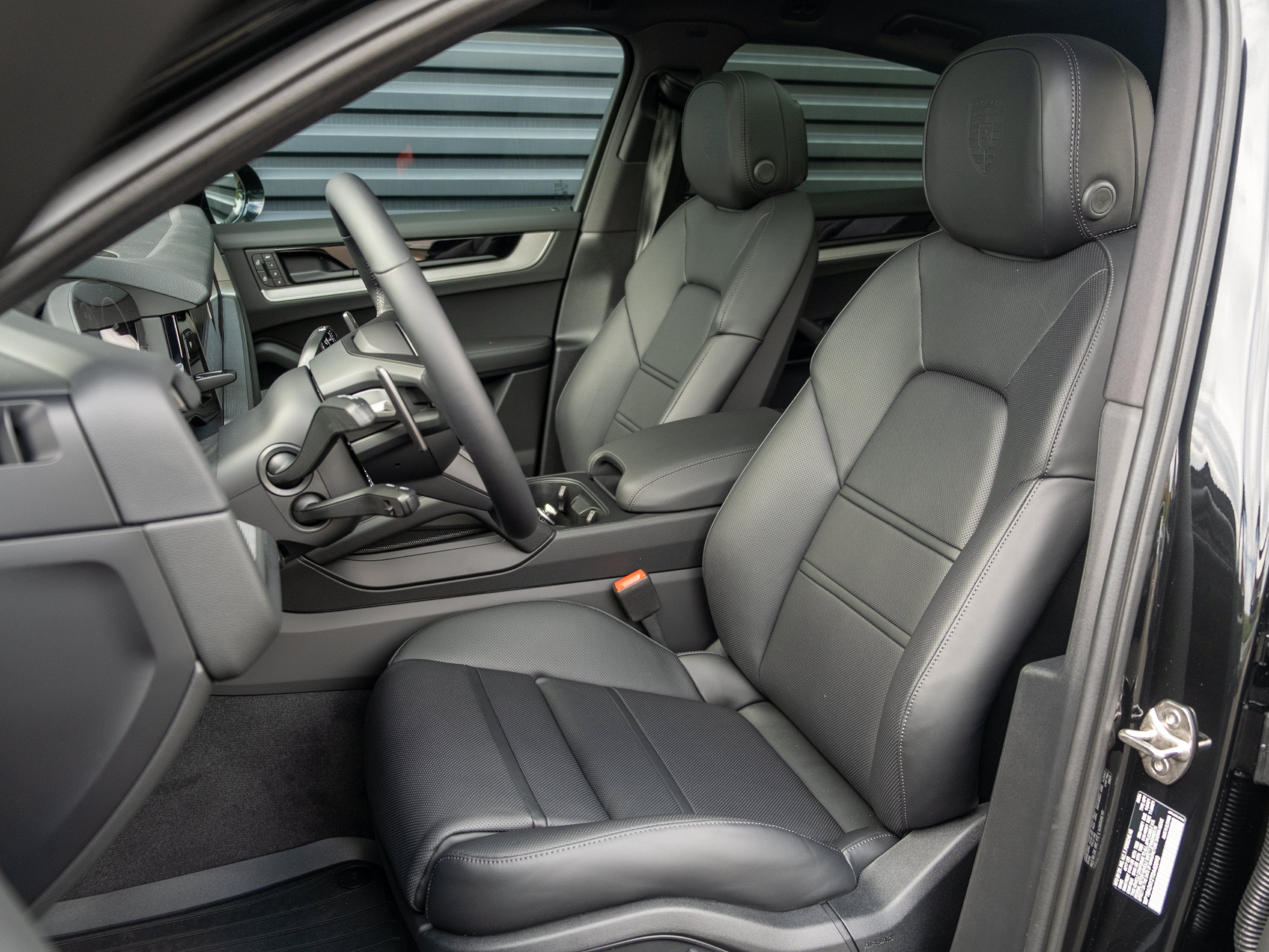 2026 Porsche Cayenne Coupe Base
