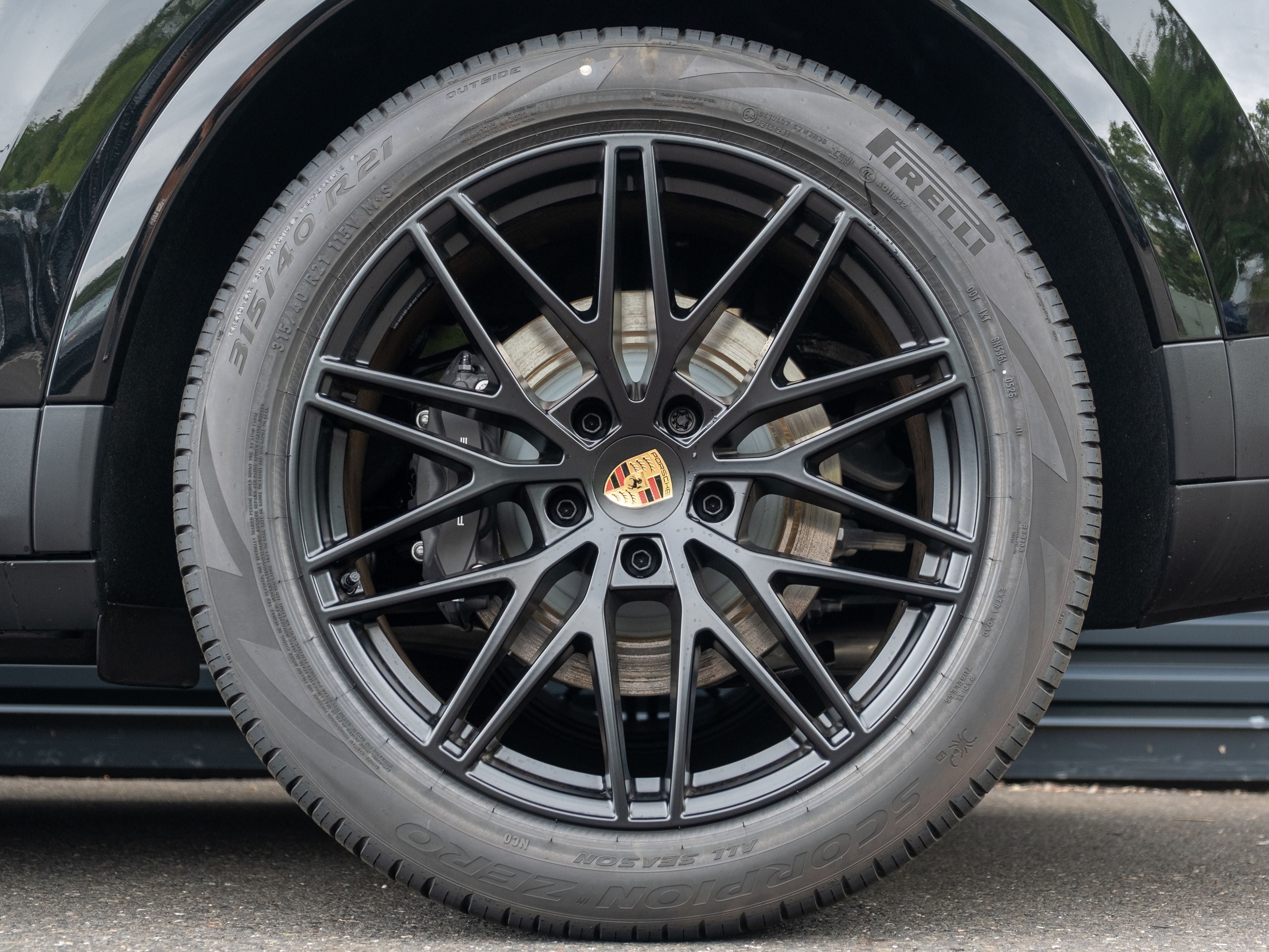2026 Porsche Cayenne Coupe Base
