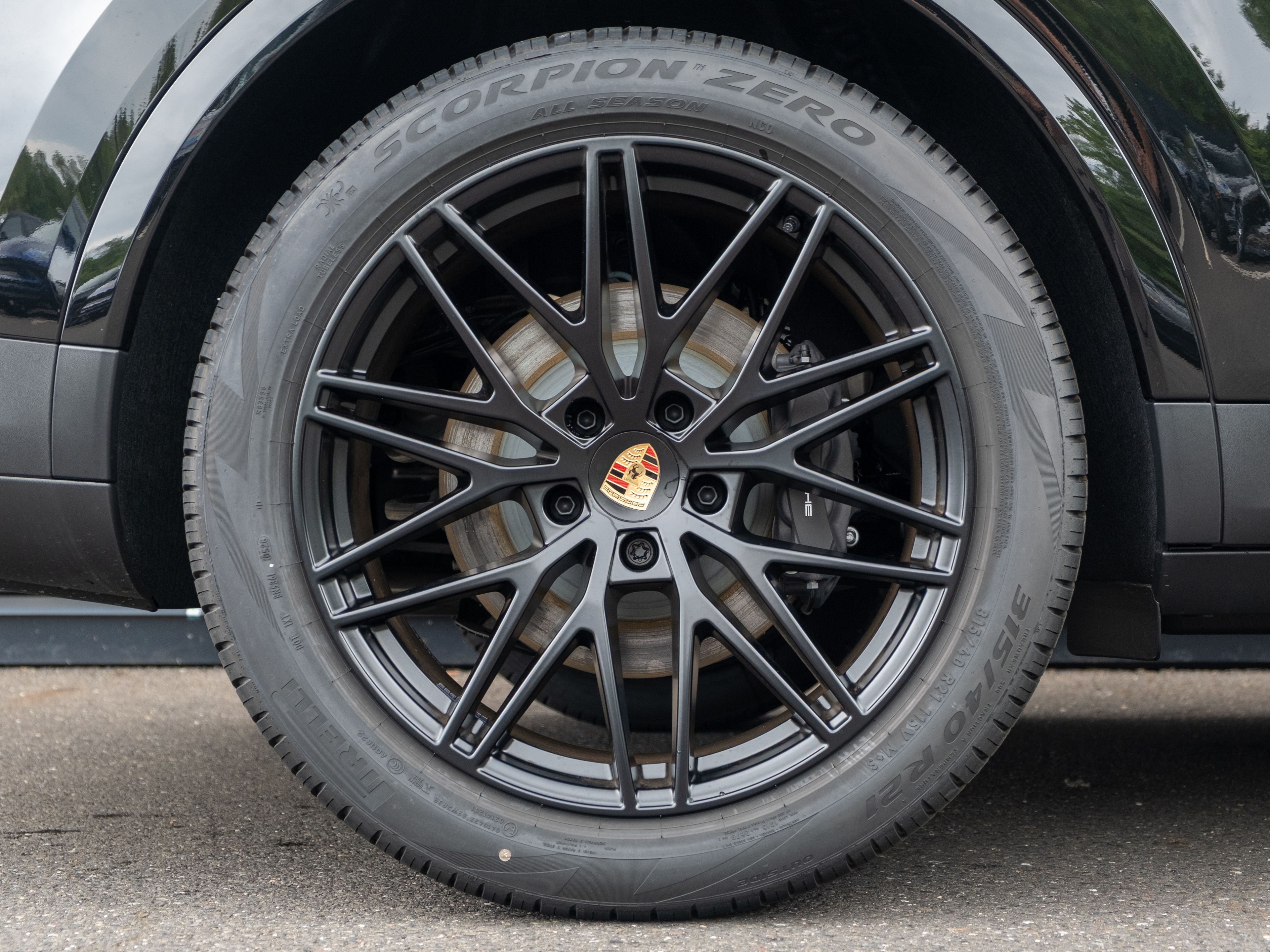 2026 Porsche Cayenne Coupe Base