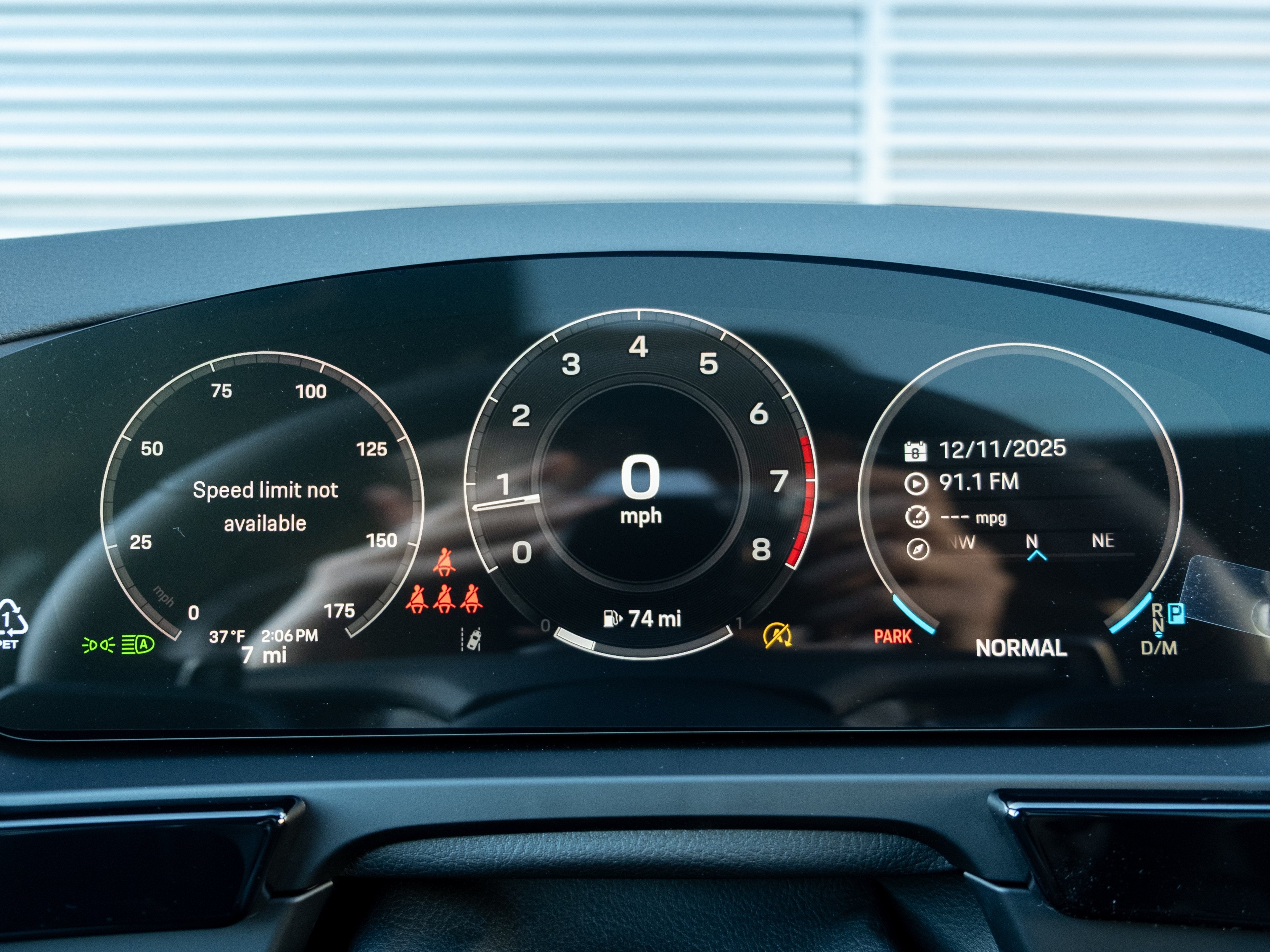 2026 Porsche Cayenne Coupe Base