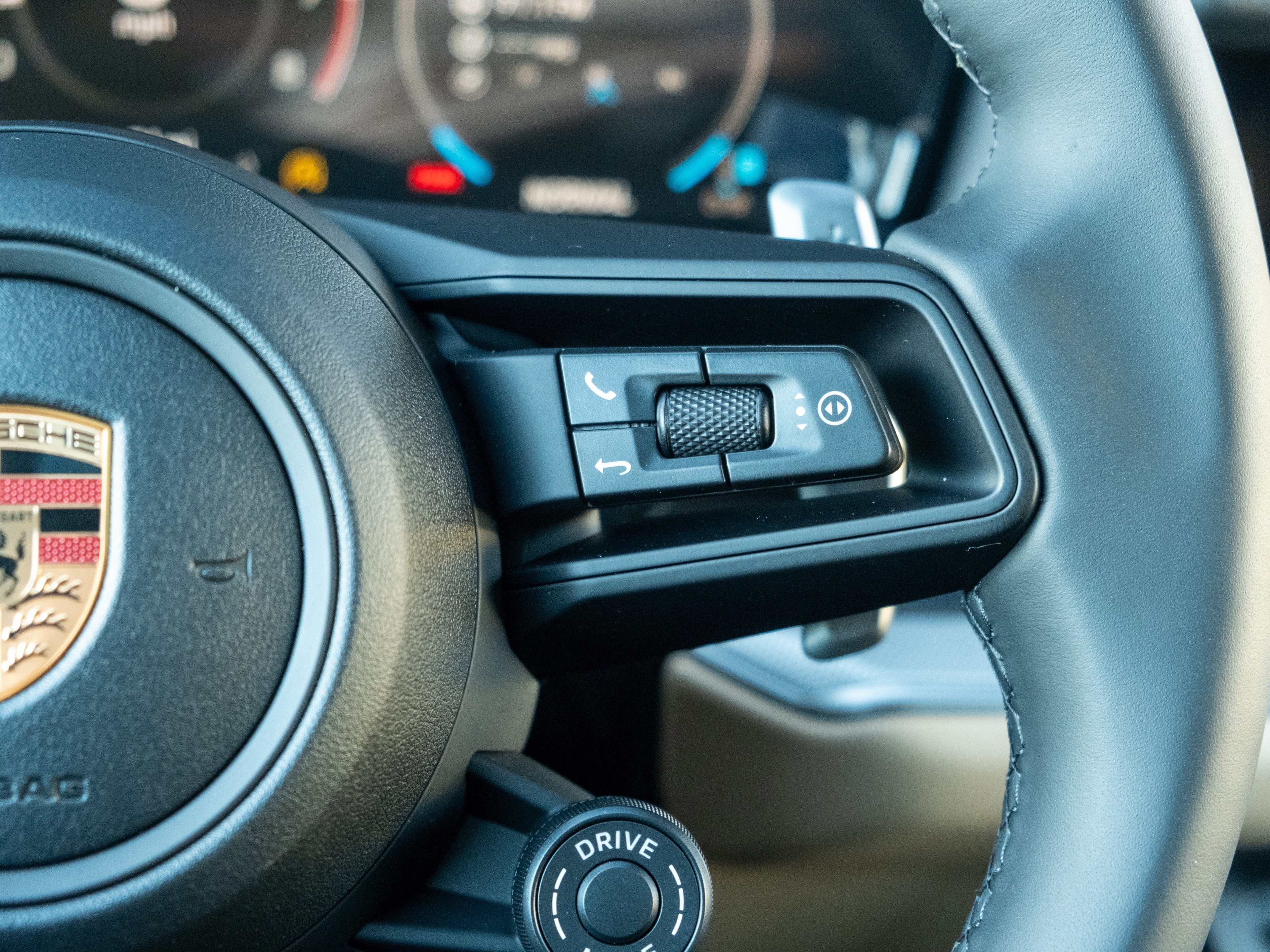 2026 Porsche Cayenne Coupe Base