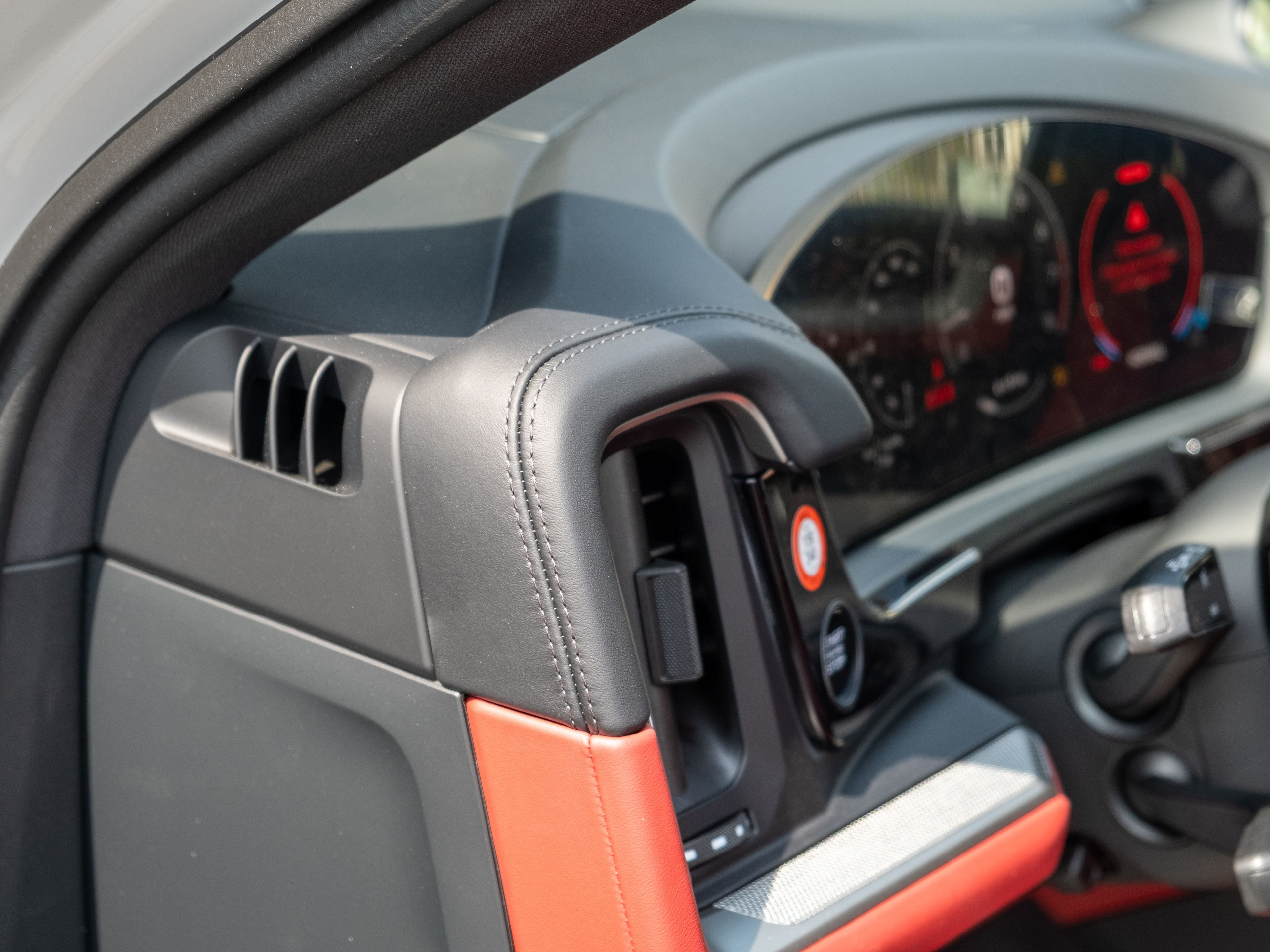 2026 Porsche Cayenne Coupe Base