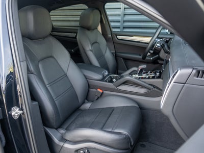 2023 Porsche Cayenne Coupe S