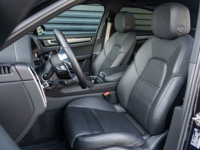 2023 Porsche Cayenne Coupe S