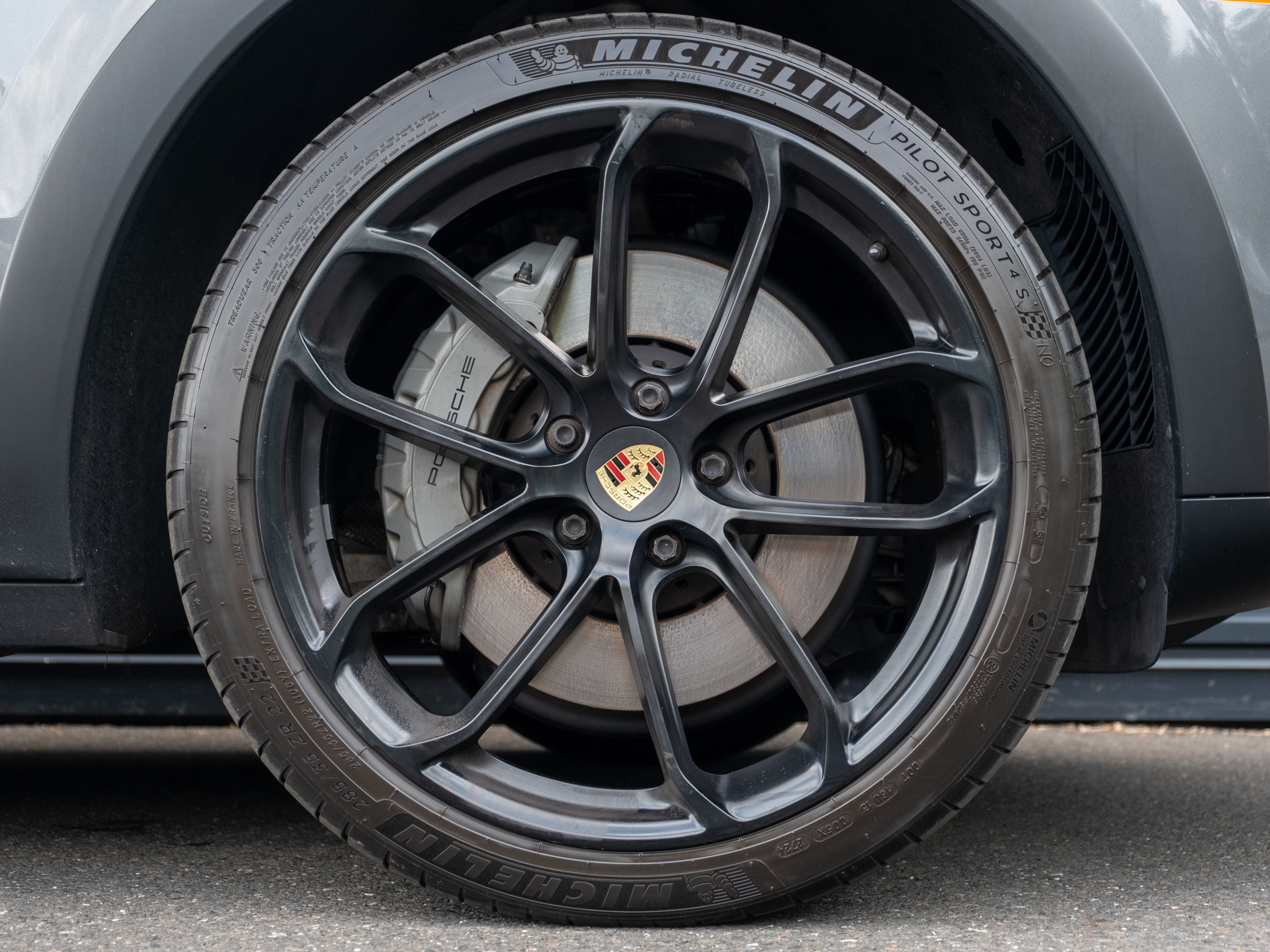 2022 Porsche Cayenne Coupe S