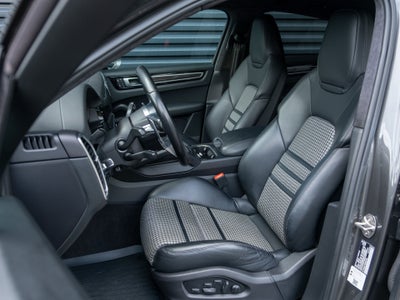 2022 Porsche Cayenne Coupe S