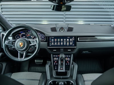 2022 Porsche Cayenne Coupe S