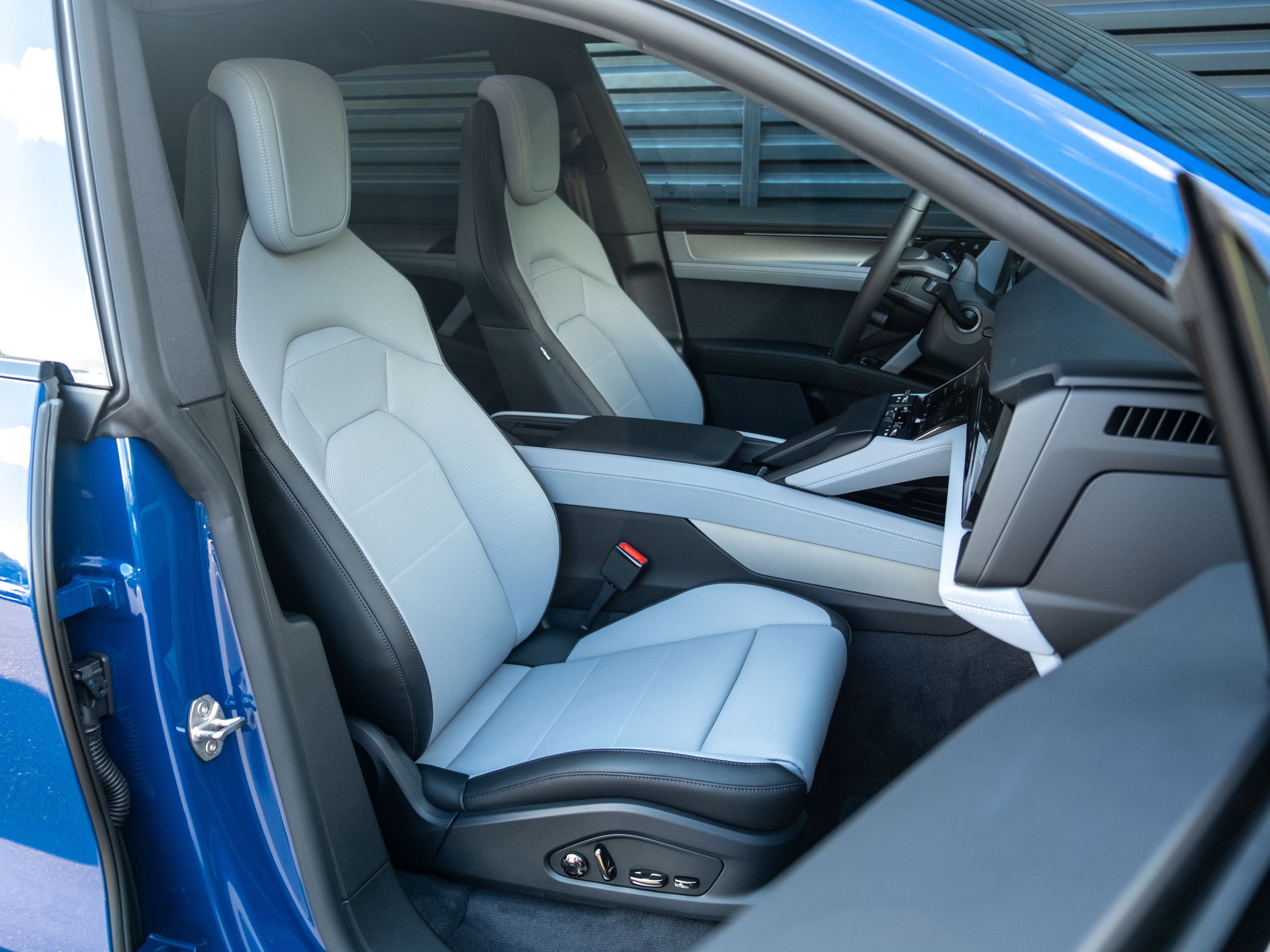2026 Porsche Cayenne Coupe S