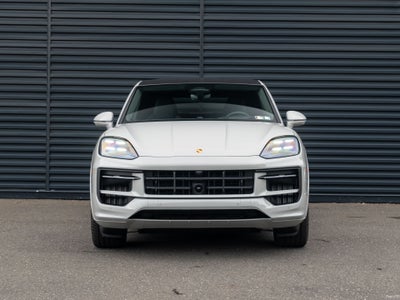 2026 Porsche Cayenne Coupe GTS