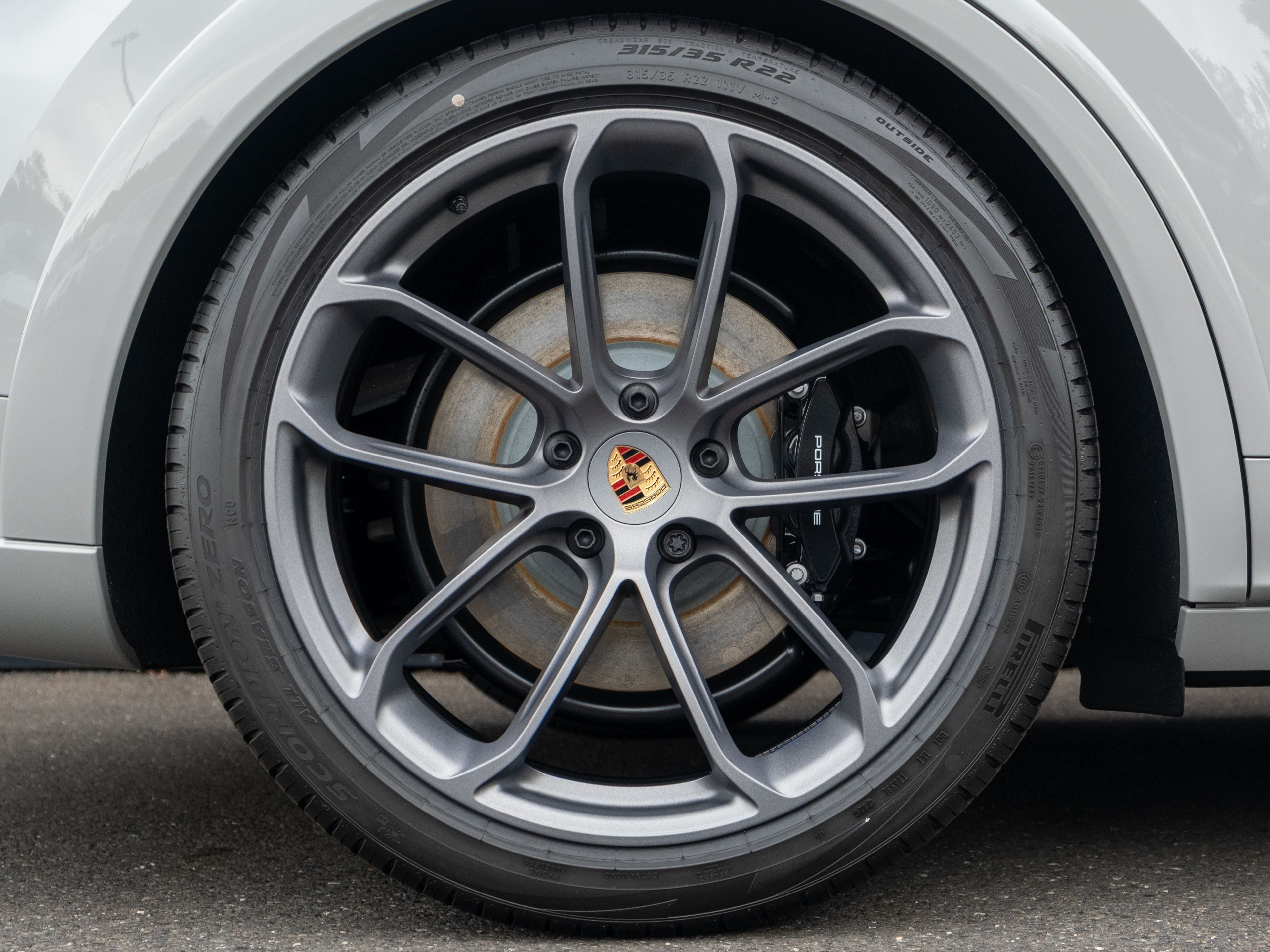 2026 Porsche Cayenne Coupe GTS