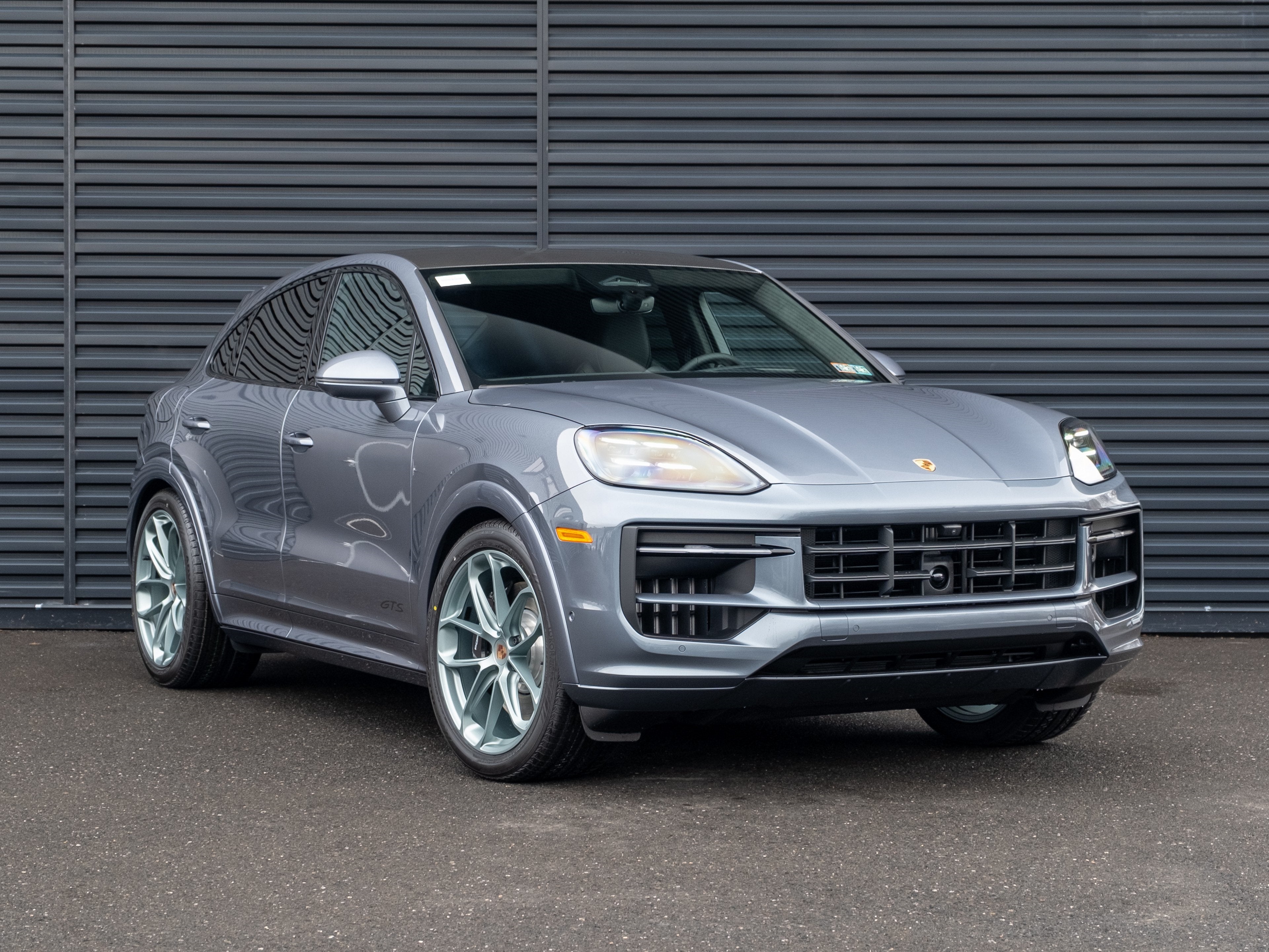 2026 Porsche Cayenne Coupe GTS