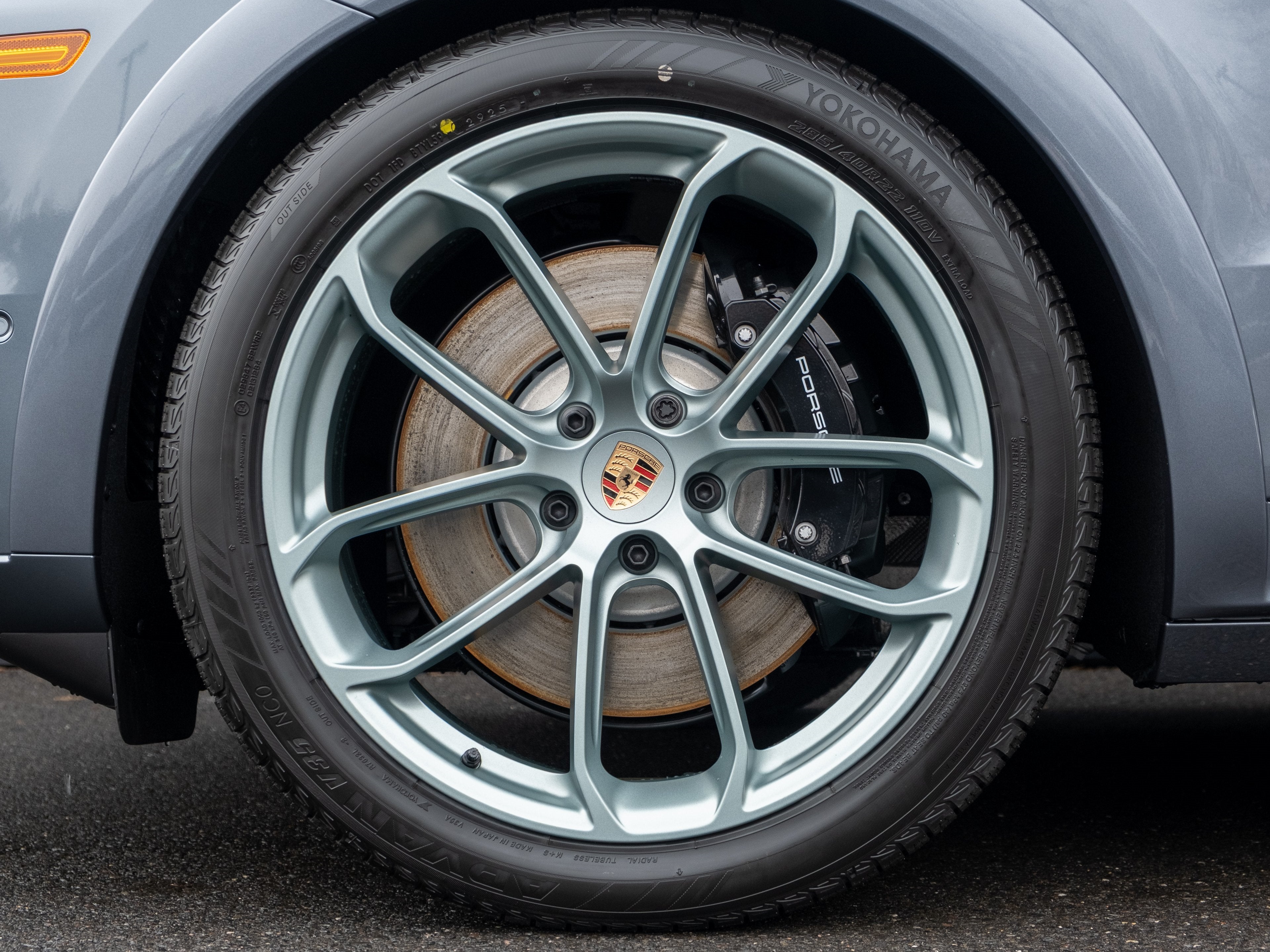 2026 Porsche Cayenne Coupe GTS