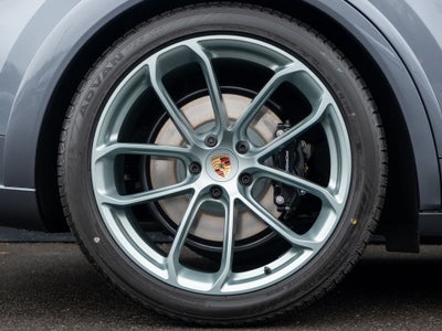 2026 Porsche Cayenne Coupe GTS