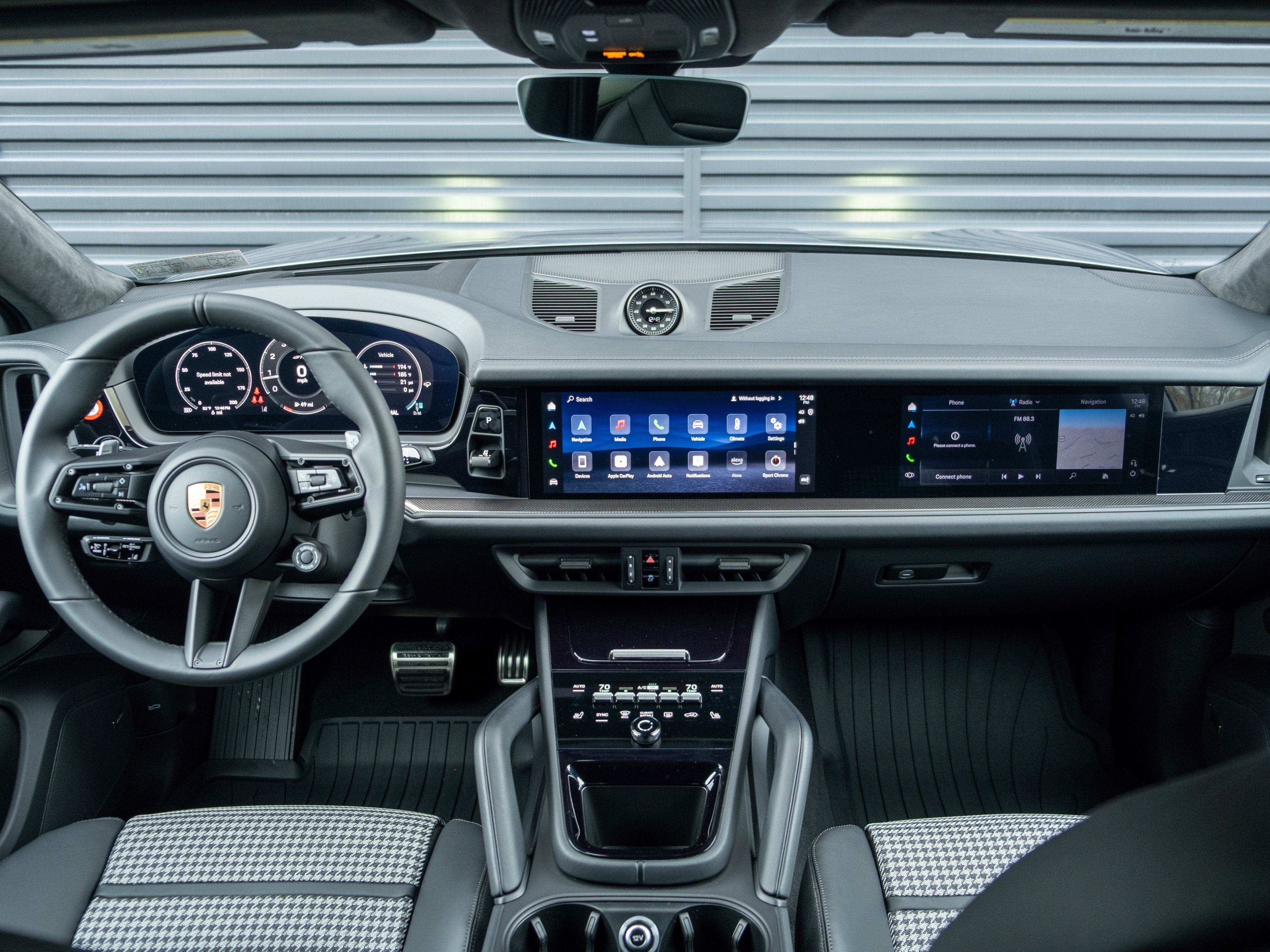 2026 Porsche Cayenne Coupe GTS