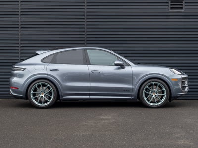 2026 Porsche Cayenne Coupe GTS