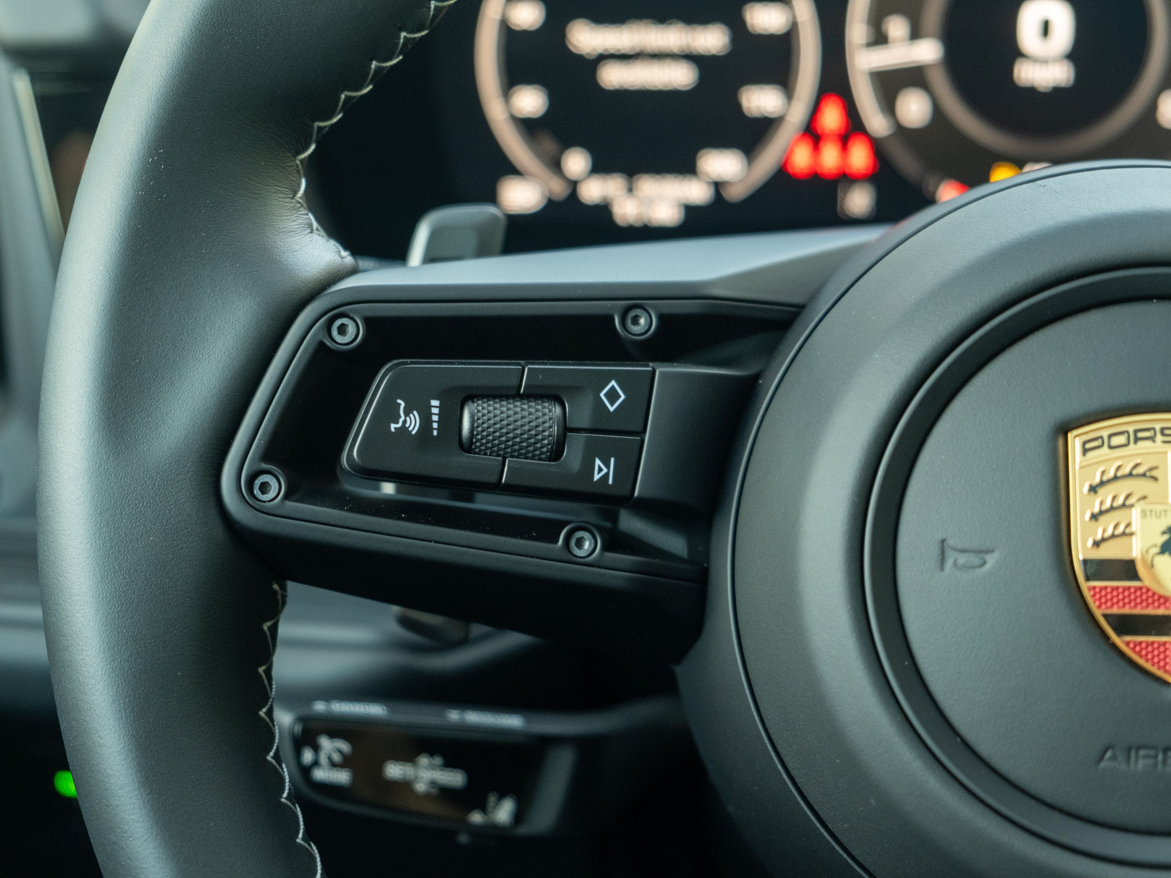 2026 Porsche Cayenne Coupe GTS