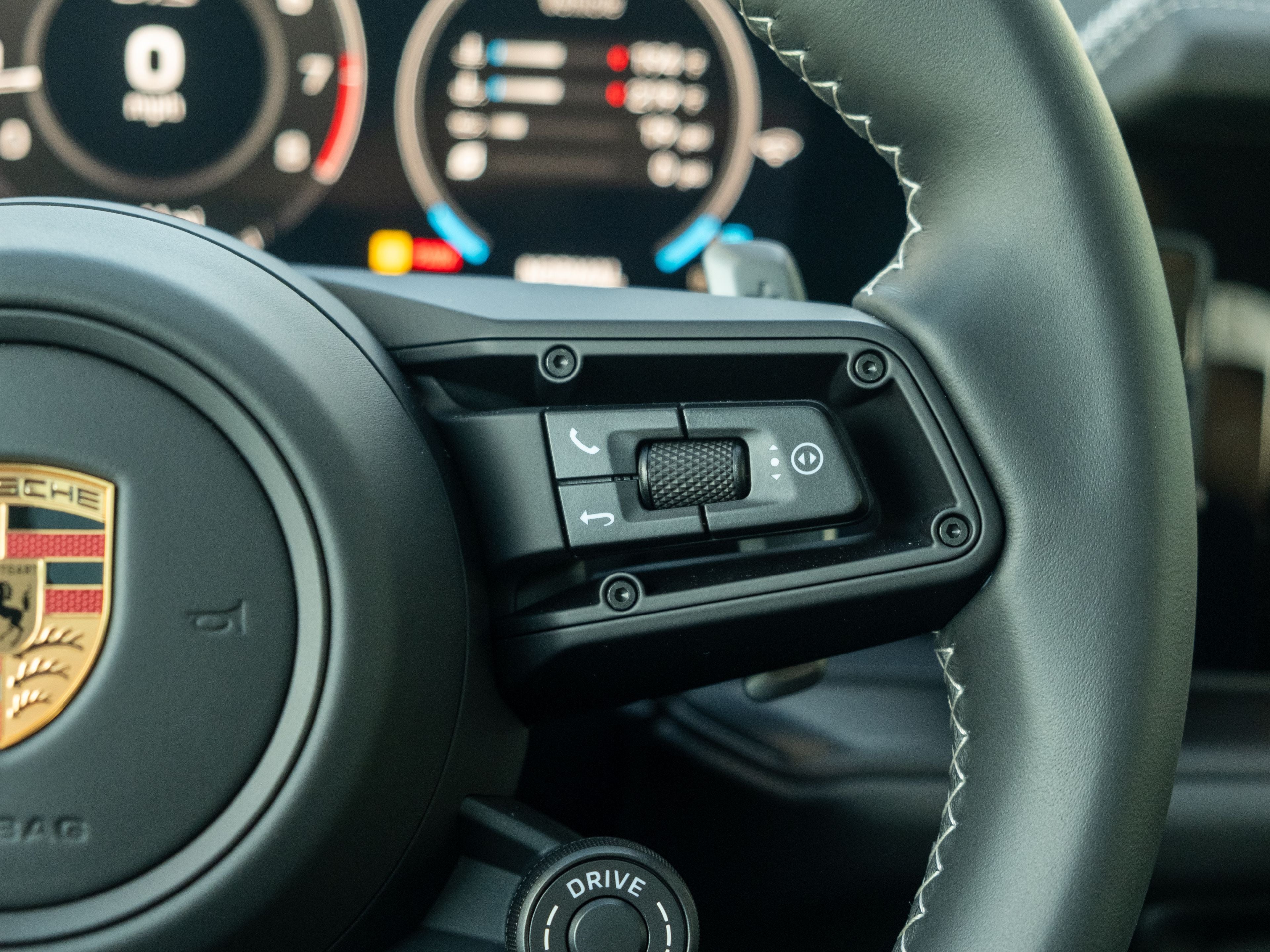 2026 Porsche Cayenne Coupe GTS