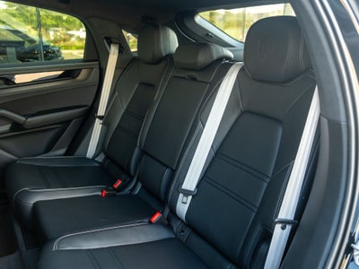 2026 Porsche Cayenne Coupe GTS