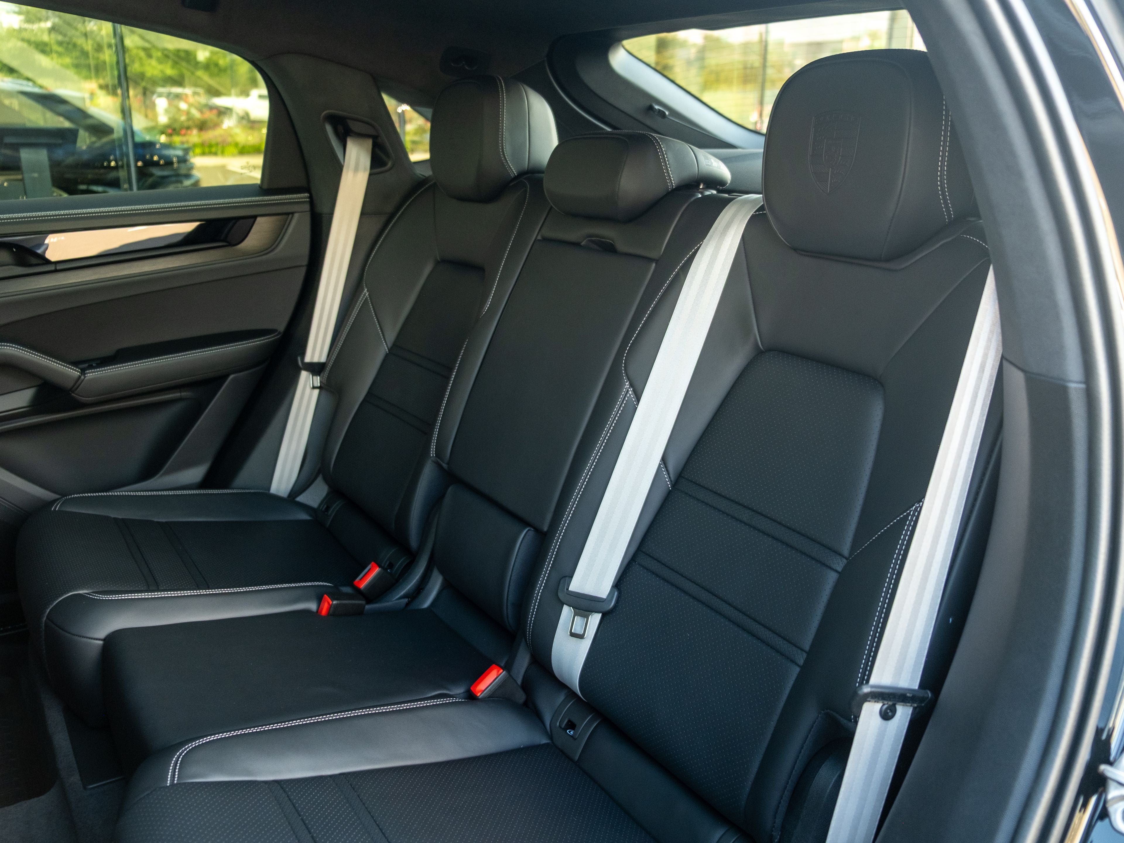 2026 Porsche Cayenne Coupe GTS