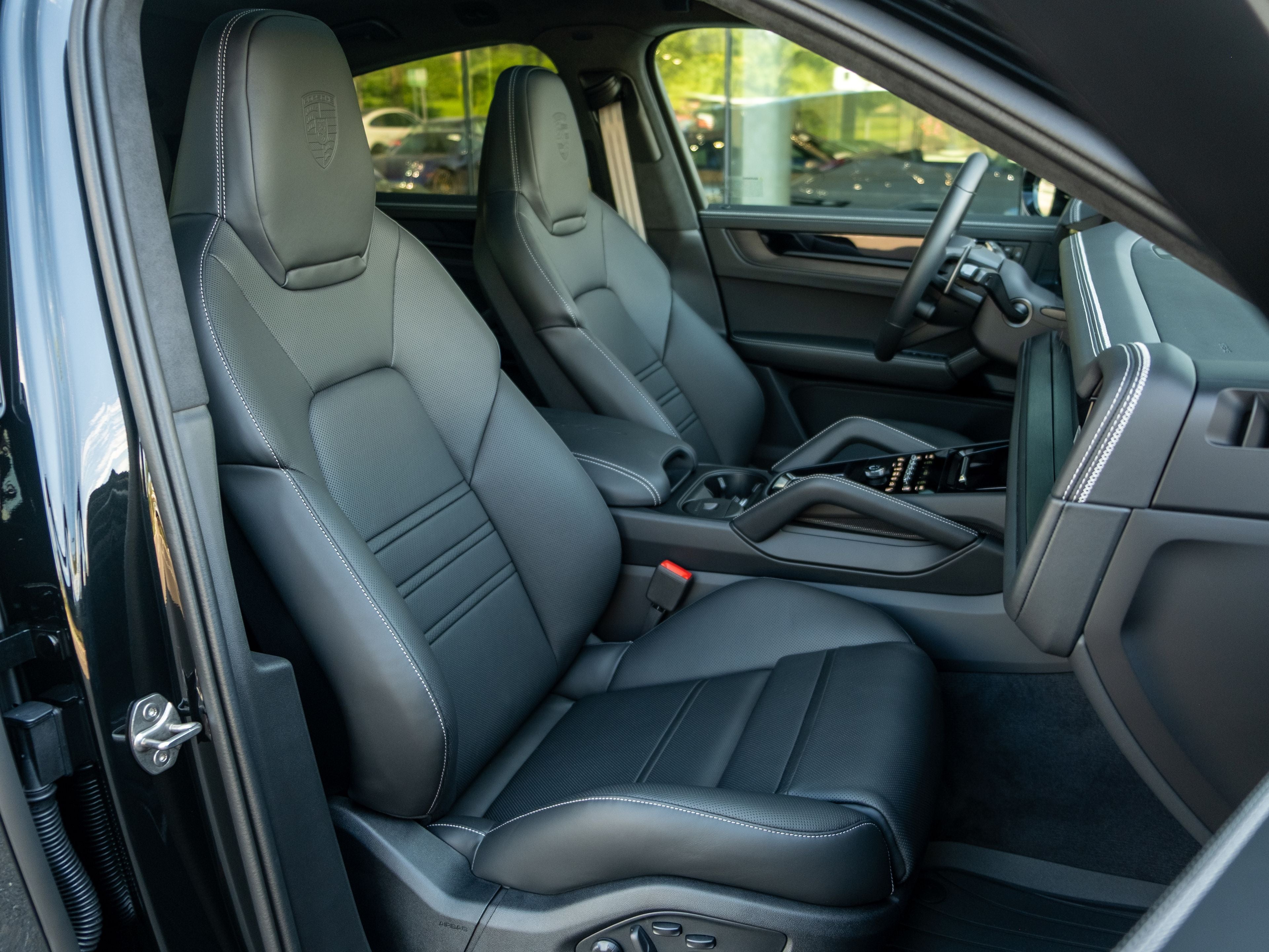 2026 Porsche Cayenne Coupe GTS