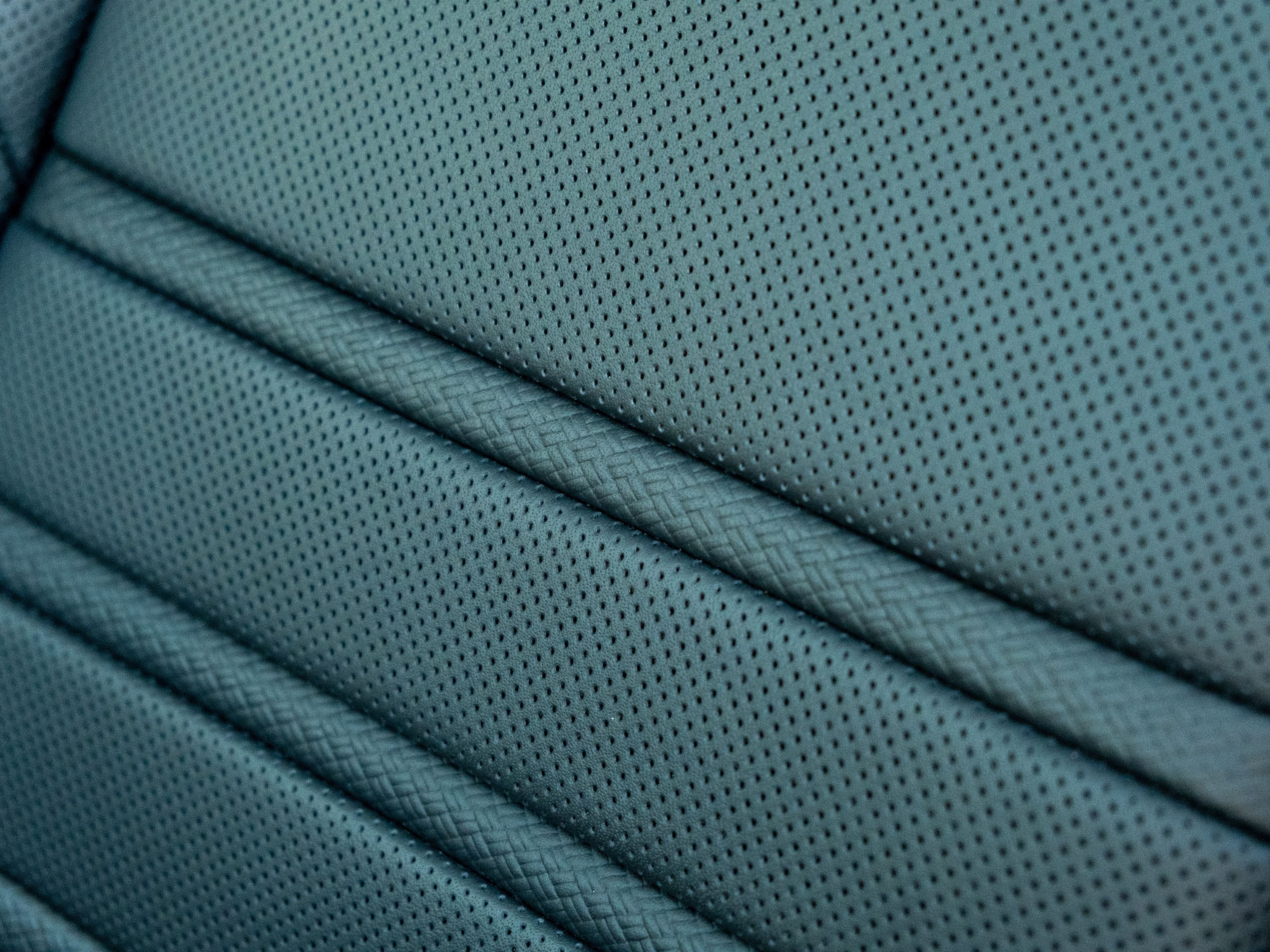 2026 Porsche Cayenne Coupe GTS
