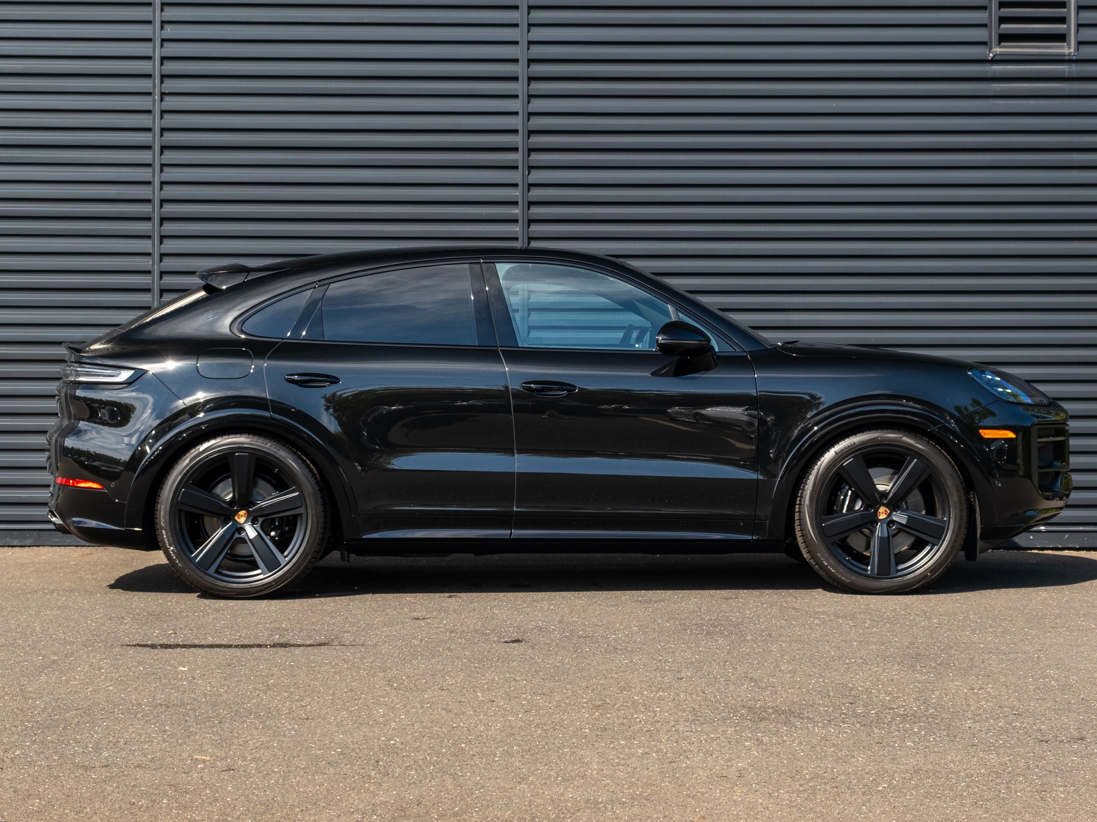 2026 Porsche Cayenne Coupe GTS