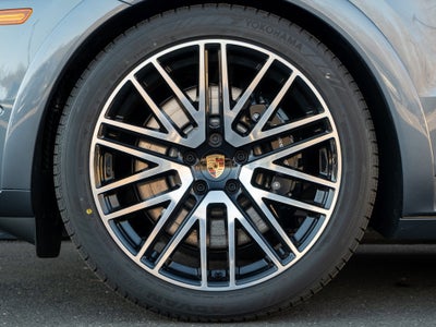 2026 Porsche Cayenne Coupe GTS