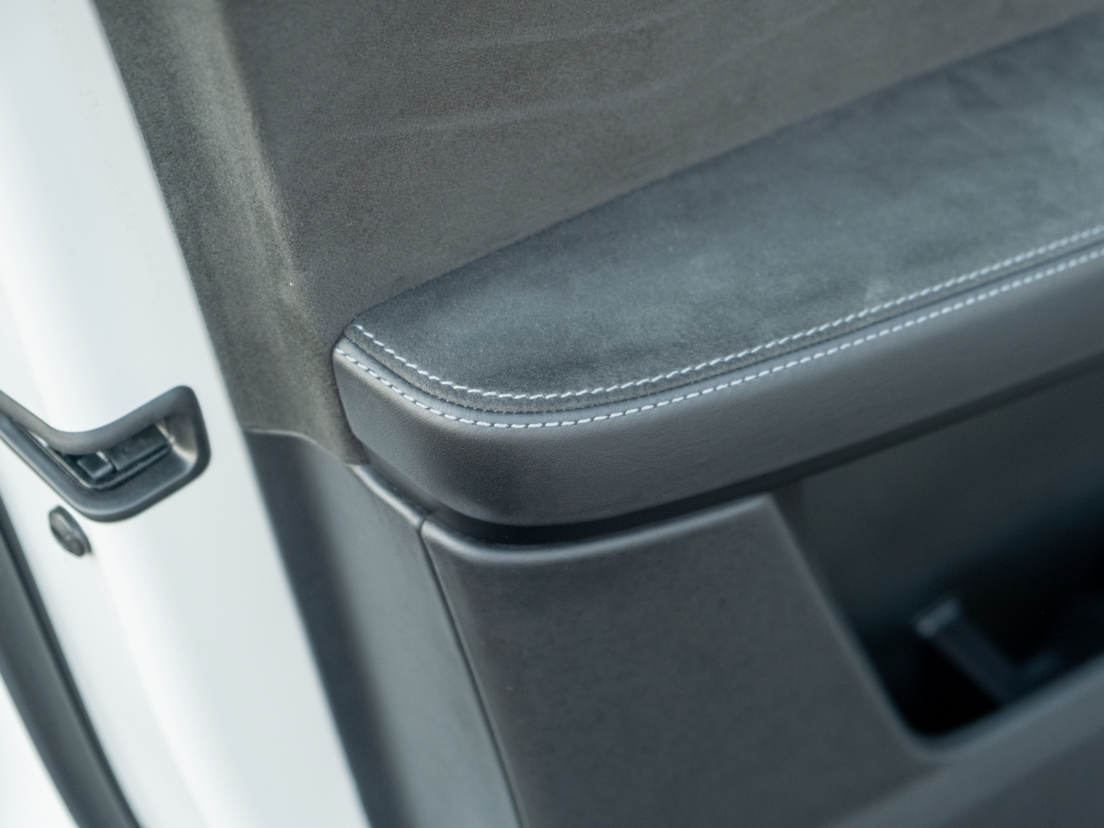 2024 Porsche Cayenne Coupe Turbo GT