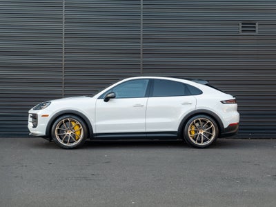 2024 Porsche Cayenne Coupe Turbo GT