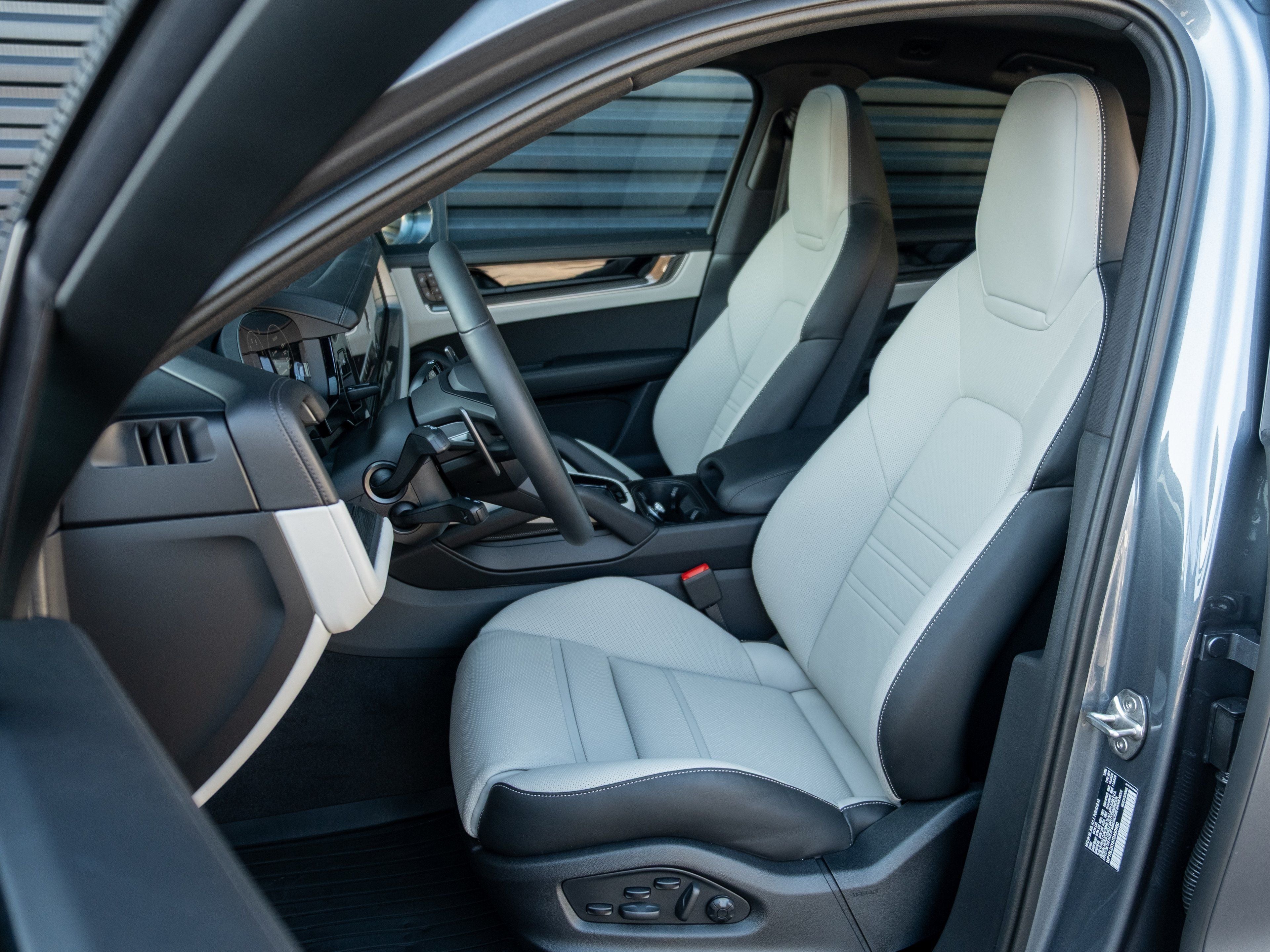 2026 Porsche Cayenne Coupe S