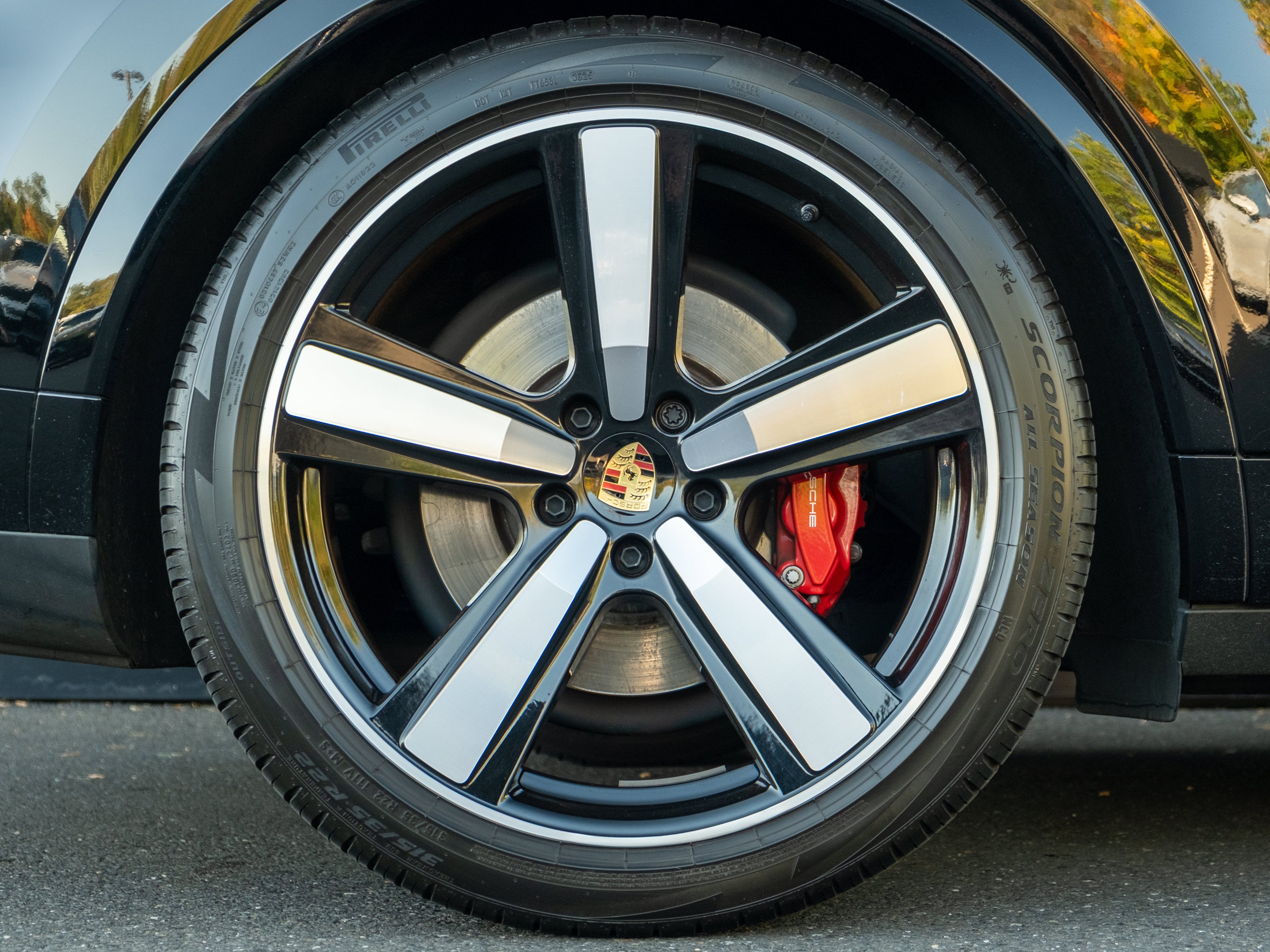 2024 Porsche Cayenne E-Hybrid Coupe Turbo