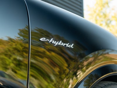 2024 Porsche Cayenne E-Hybrid Coupe Turbo