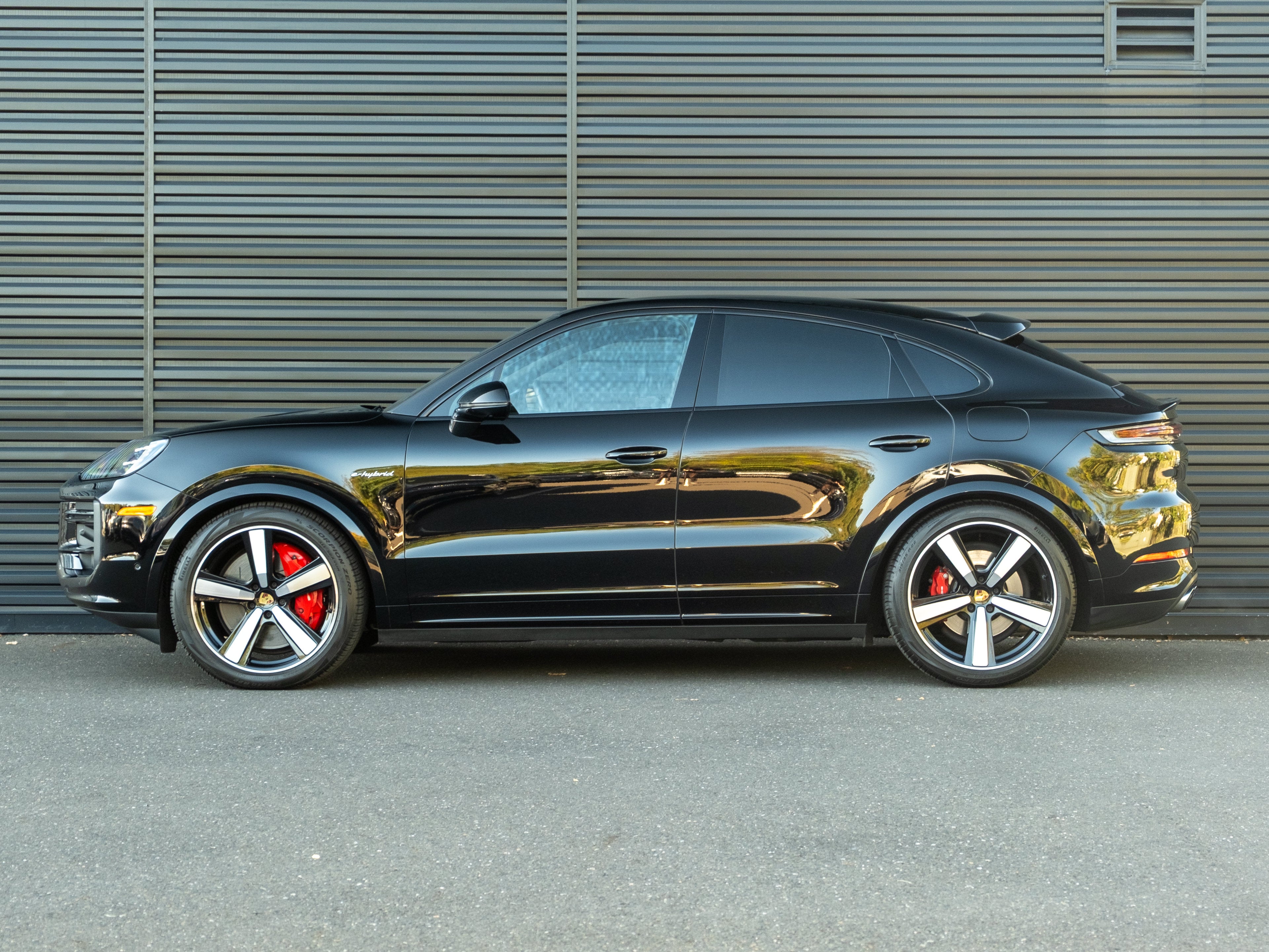 2024 Porsche Cayenne E-Hybrid Coupe Turbo
